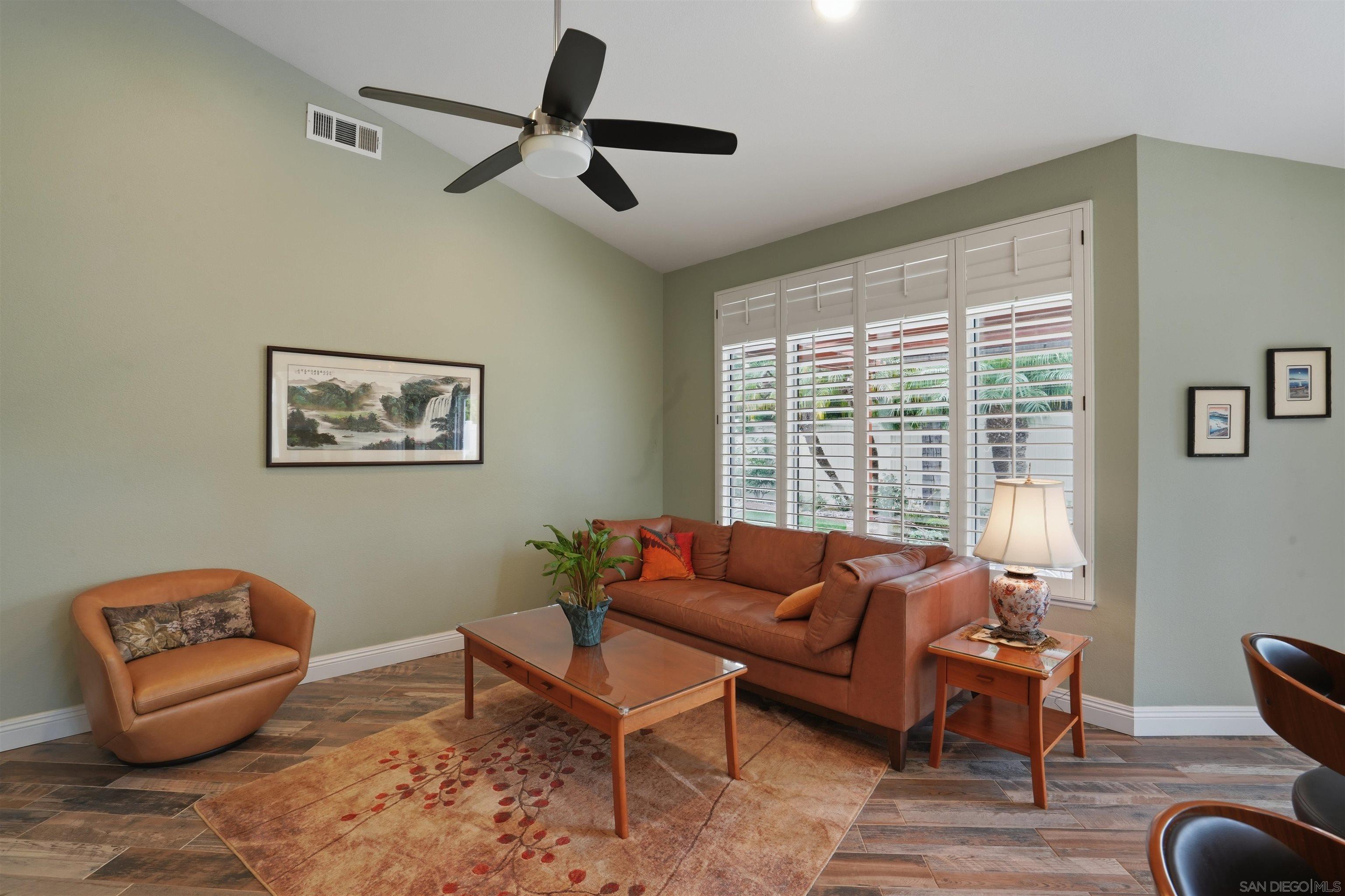 Detail Gallery Image 12 of 39 For 397  Moonstone Bay, Oceanside,  CA 92057 - 4 Beds | 2 Baths