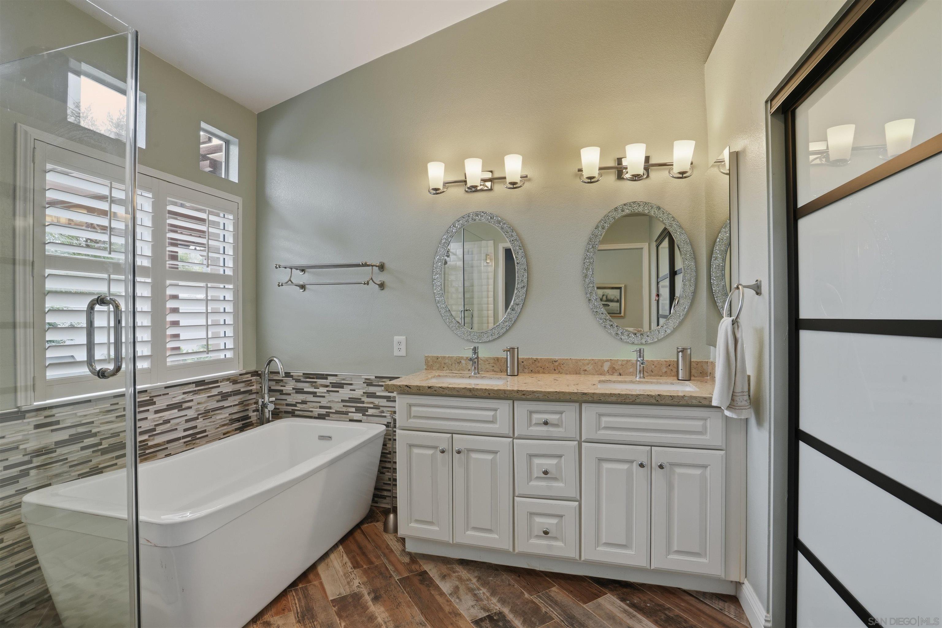 Detail Gallery Image 18 of 39 For 397  Moonstone Bay, Oceanside,  CA 92057 - 4 Beds | 2 Baths