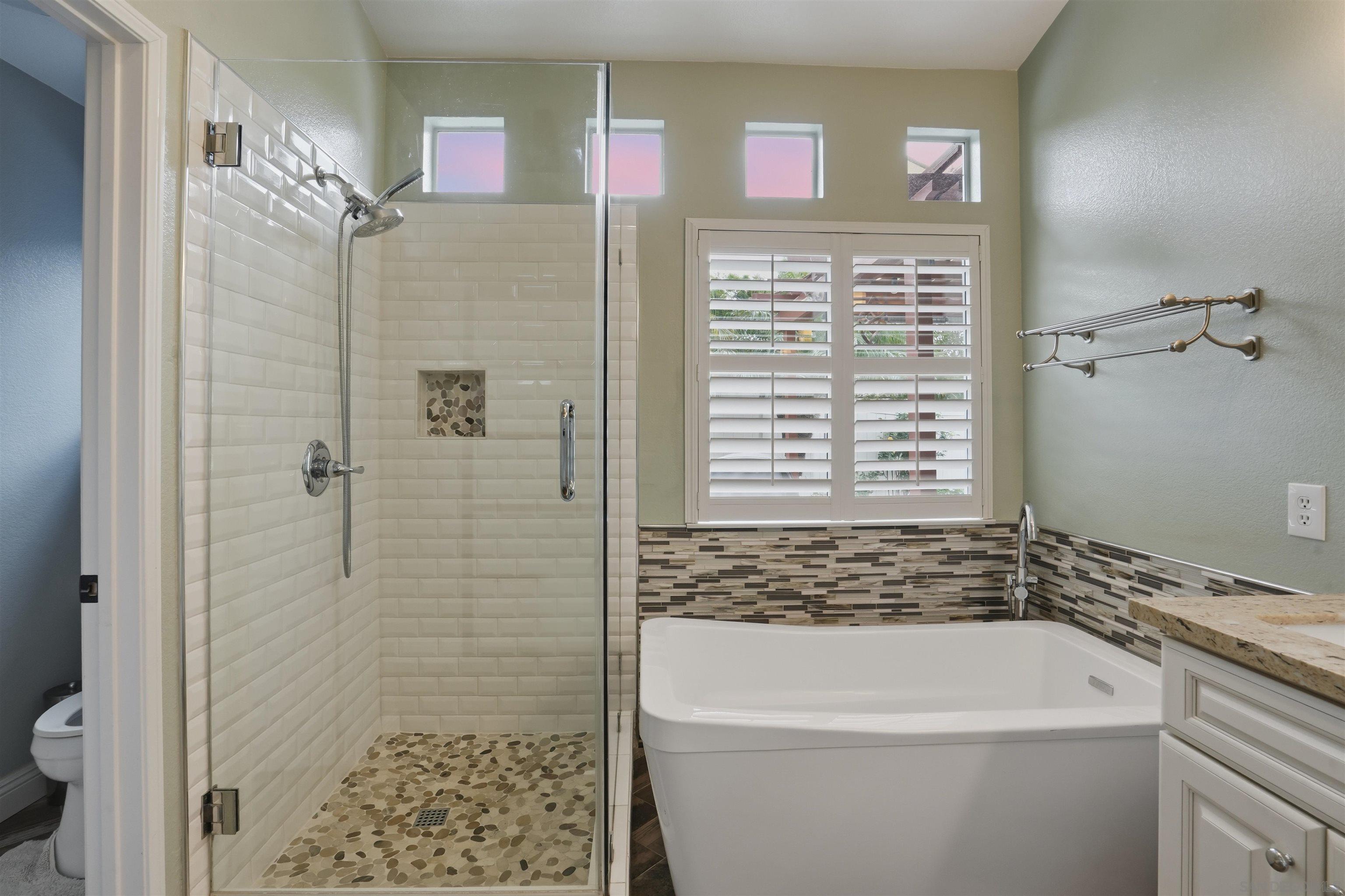 Detail Gallery Image 19 of 39 For 397  Moonstone Bay, Oceanside,  CA 92057 - 4 Beds | 2 Baths