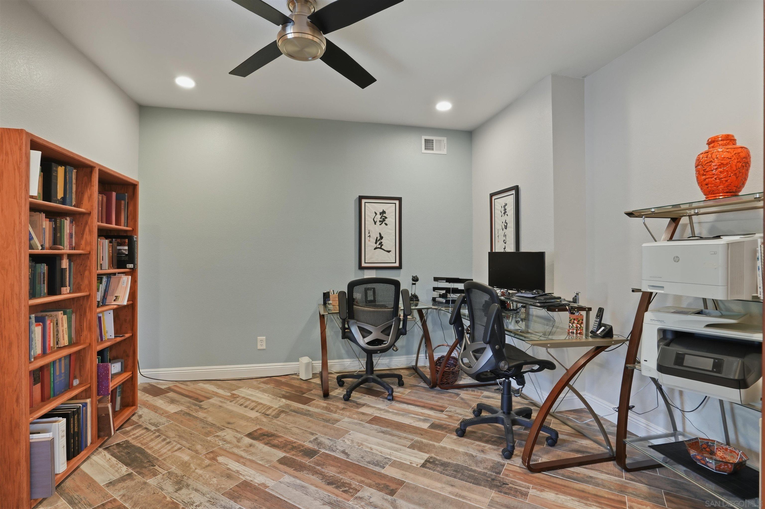 Detail Gallery Image 21 of 39 For 397  Moonstone Bay, Oceanside,  CA 92057 - 4 Beds | 2 Baths