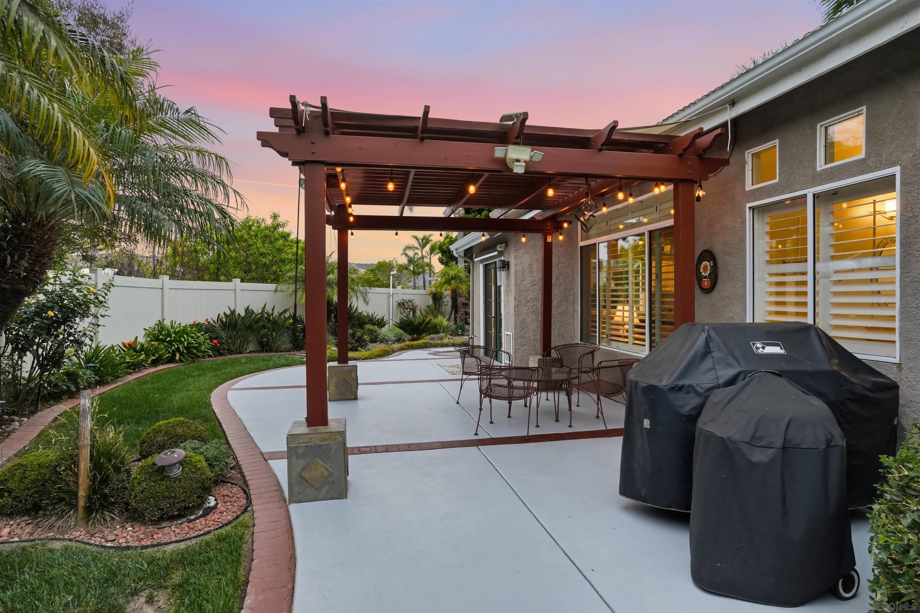 Detail Gallery Image 33 of 39 For 397  Moonstone Bay, Oceanside,  CA 92057 - 4 Beds | 2 Baths