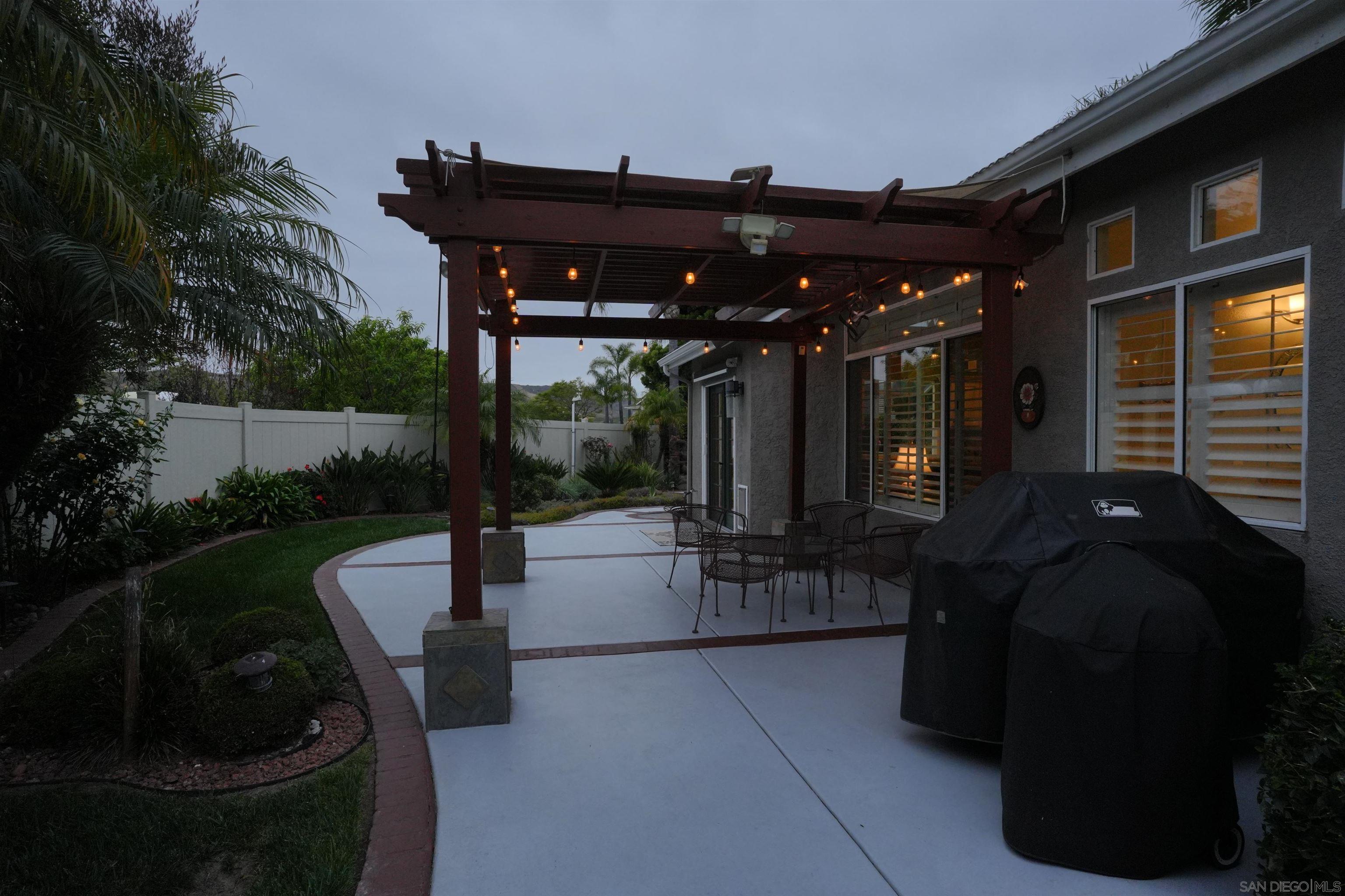 Detail Gallery Image 34 of 39 For 397  Moonstone Bay, Oceanside,  CA 92057 - 4 Beds | 2 Baths