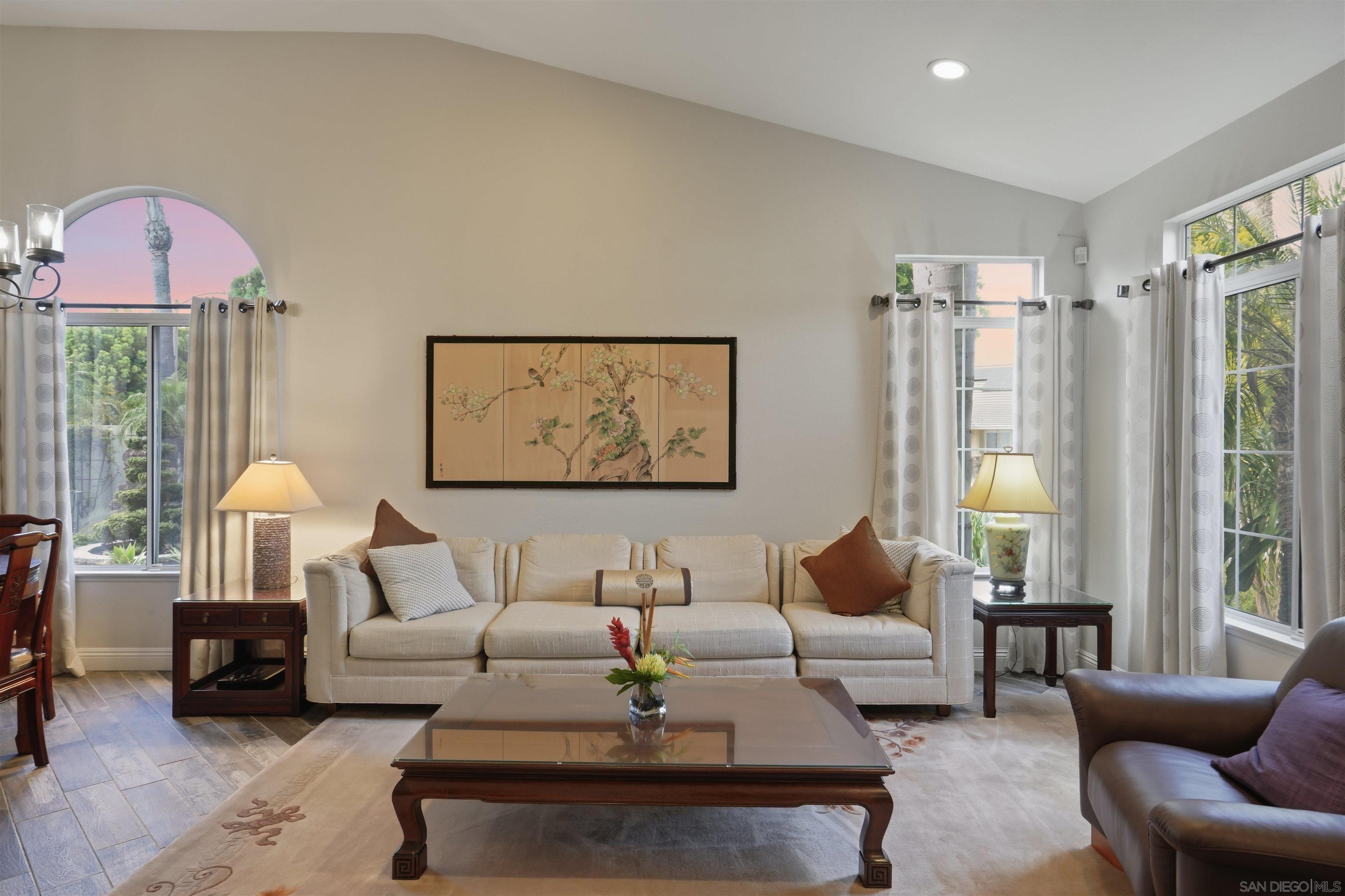 Detail Gallery Image 9 of 39 For 397  Moonstone Bay, Oceanside,  CA 92057 - 4 Beds | 2 Baths