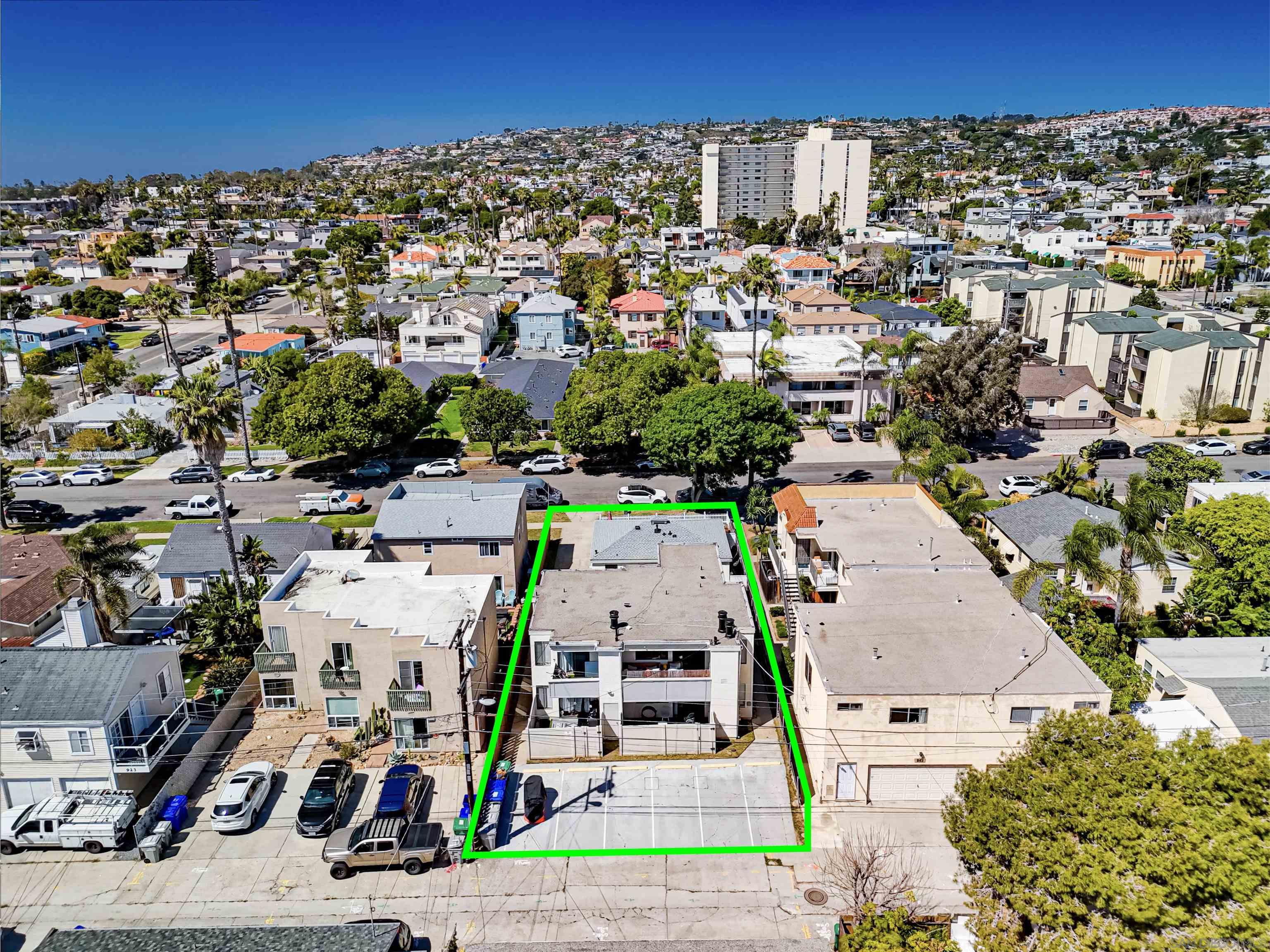 Detail Gallery Image 4 of 6 For Chalcedony Street, San Diego,  CA 92109 - – Beds | – Baths