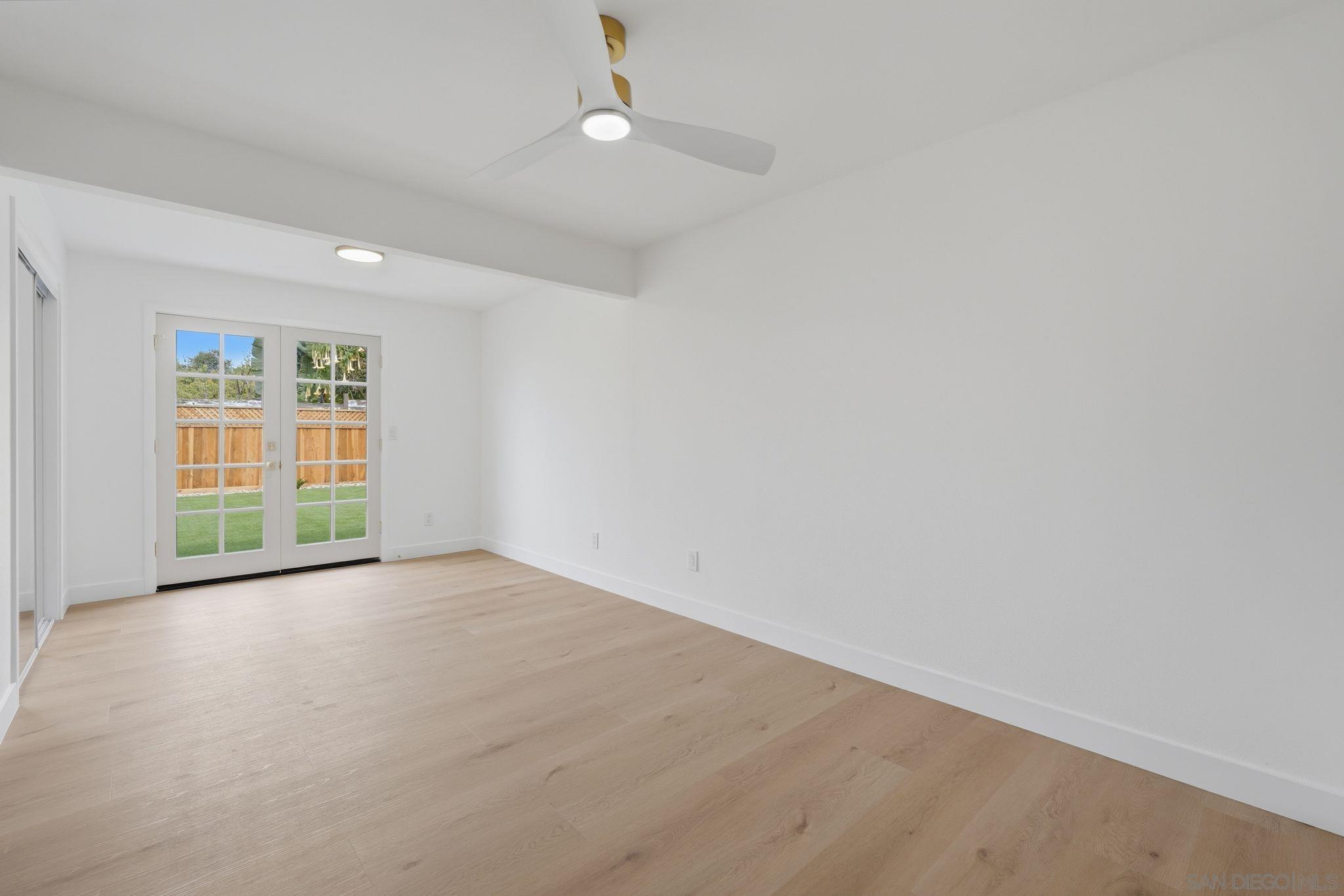 Detail Gallery Image 17 of 42 For 5135  New Haven, San Diego,  CA 92117 - 6 Beds | 5 Baths