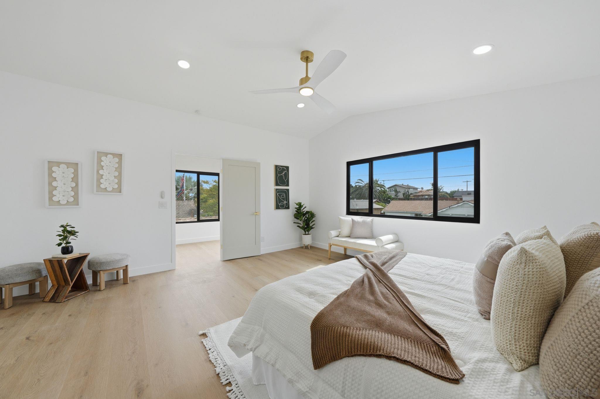 Detail Gallery Image 25 of 42 For 5135  New Haven, San Diego,  CA 92117 - 6 Beds | 5 Baths