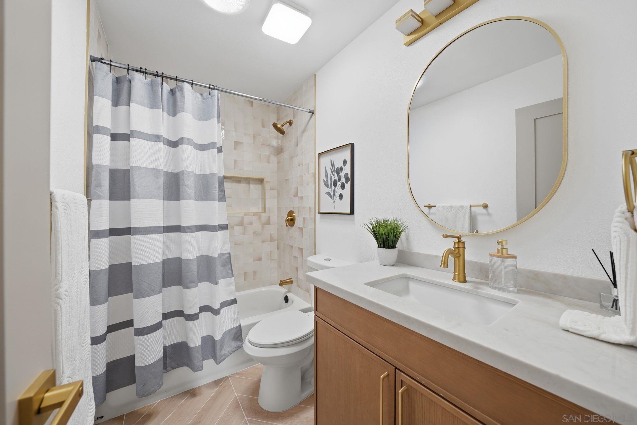 Detail Gallery Image 29 of 42 For 5135  New Haven, San Diego,  CA 92117 - 6 Beds | 5 Baths