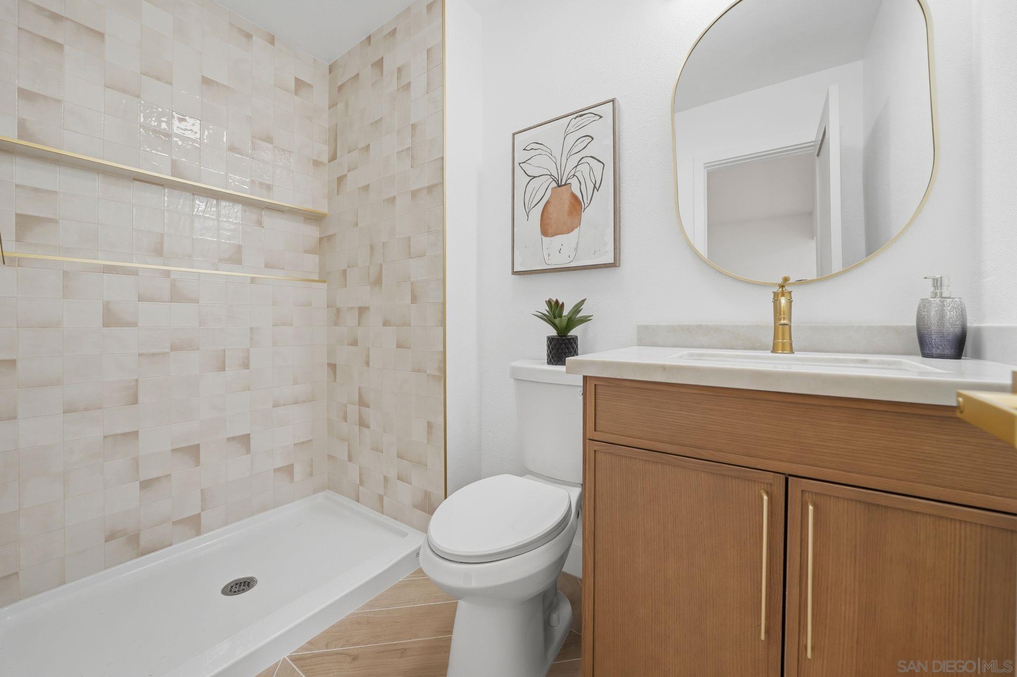 Detail Gallery Image 30 of 42 For 5135  New Haven, San Diego,  CA 92117 - 6 Beds | 5 Baths