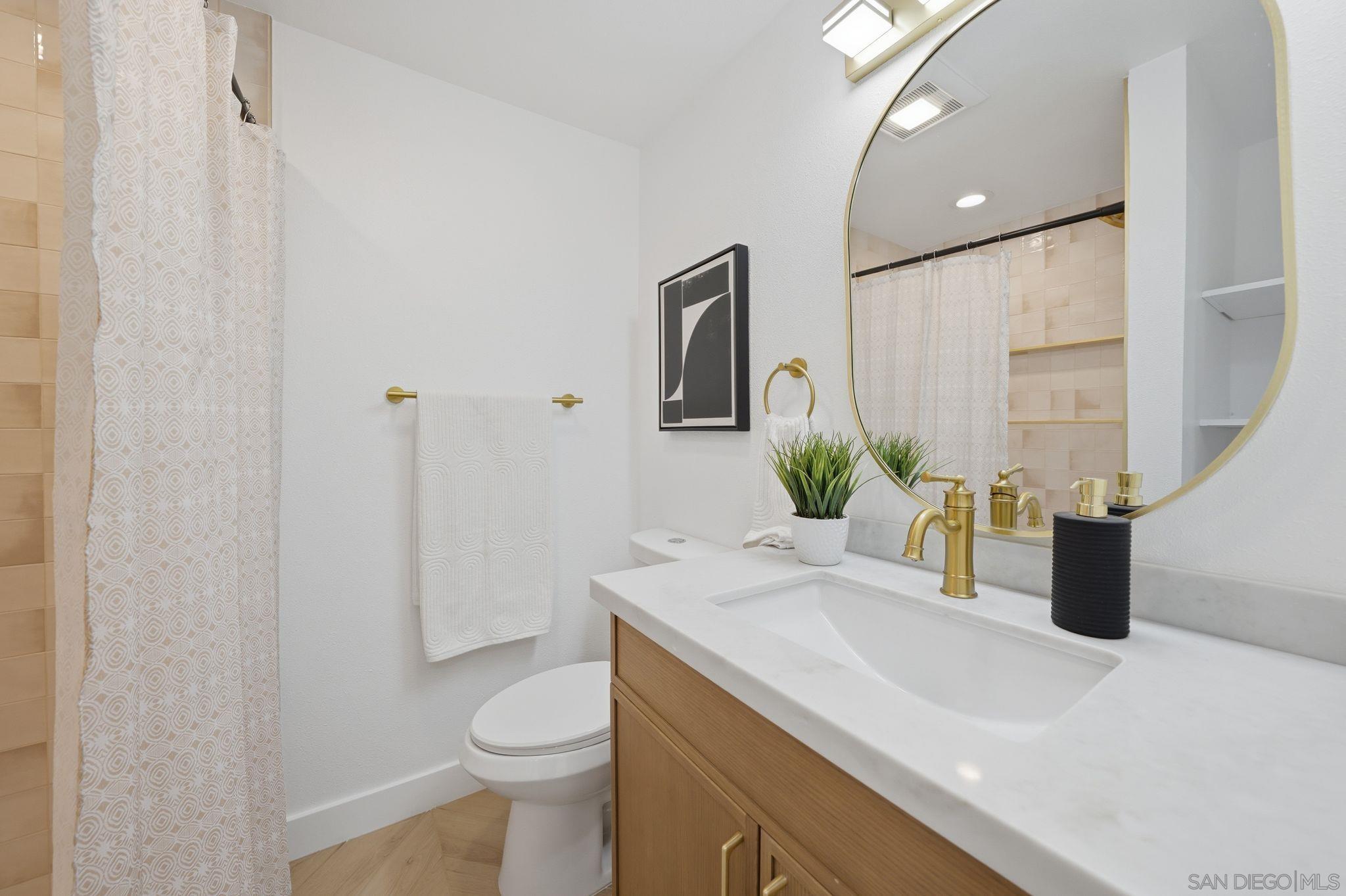 Detail Gallery Image 31 of 42 For 5135  New Haven, San Diego,  CA 92117 - 6 Beds | 5 Baths