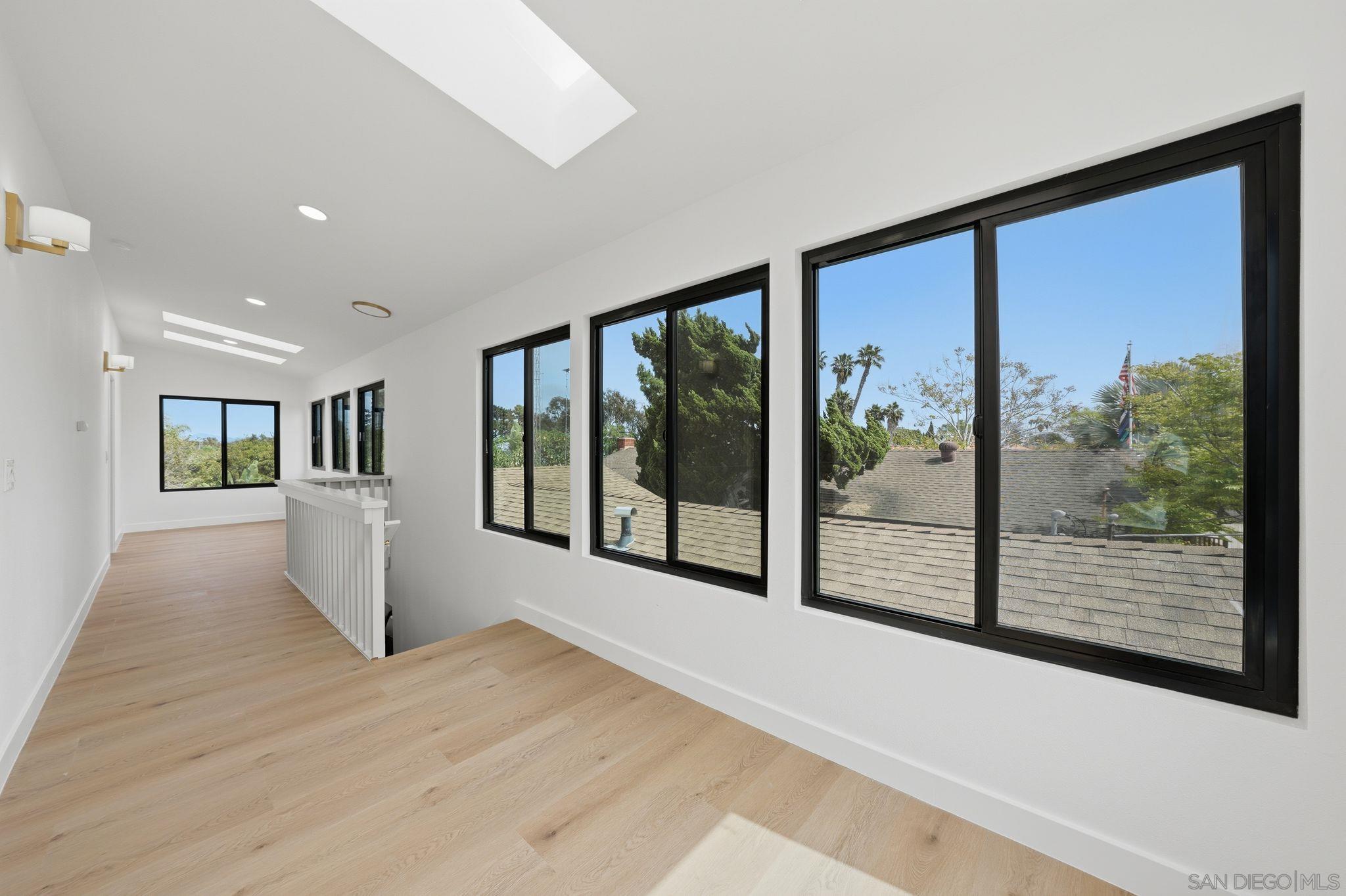 Detail Gallery Image 34 of 42 For 5135  New Haven, San Diego,  CA 92117 - 6 Beds | 5 Baths