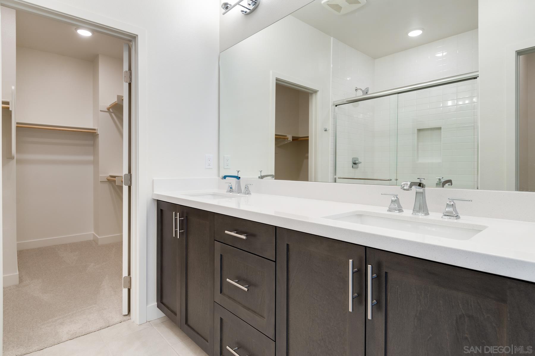 Detail Gallery Image 14 of 16 For 12821  Encantadora Lot 40  #UNIT 440,  San Diego,  CA 92129 - 3 Beds | 3/1 Baths