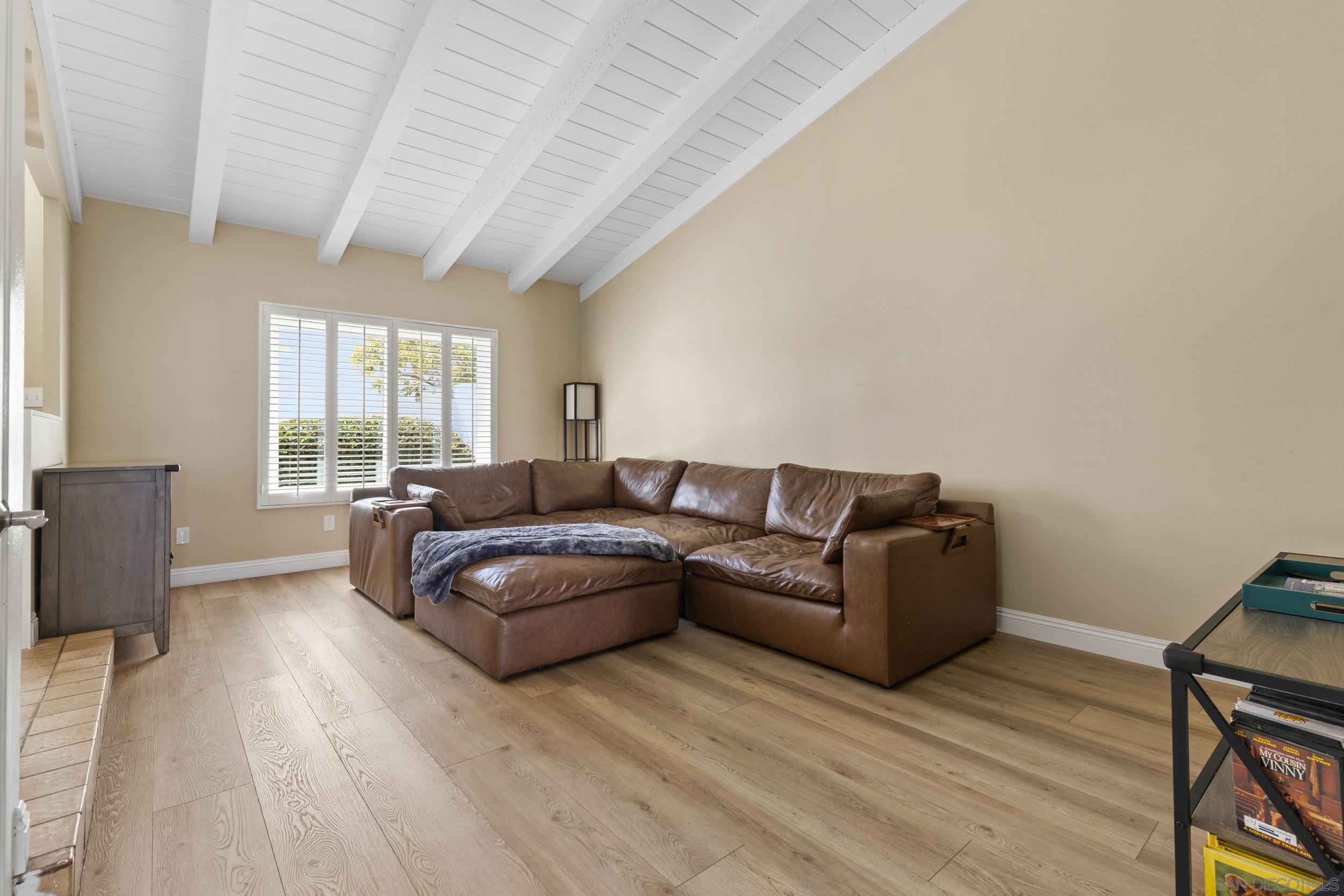 Detail Gallery Image 12 of 41 For 5346  Mount Alifan, San Diego,  CA 92111 - 3 Beds | 2 Baths