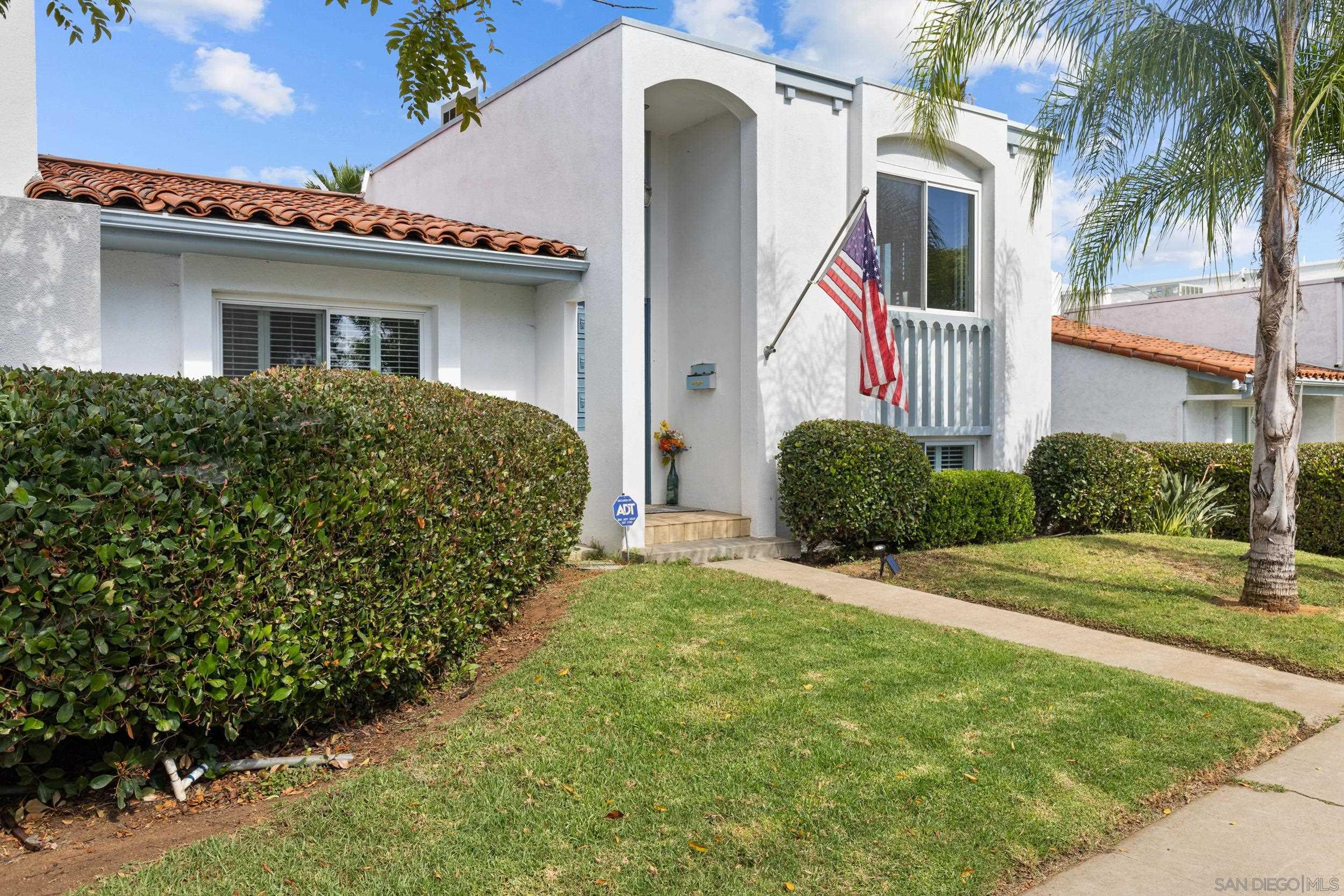 Detail Gallery Image 4 of 41 For 5346  Mount Alifan, San Diego,  CA 92111 - 3 Beds | 2 Baths