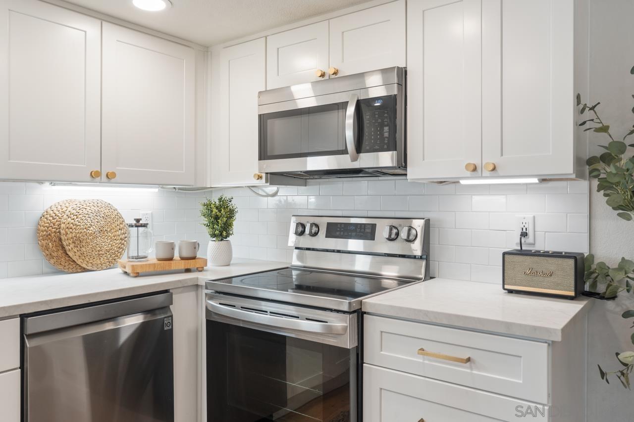 Detail Gallery Image 20 of 67 For 909  Sutter St  #105,  San Diego,  CA 92103 - 2 Beds | 2 Baths