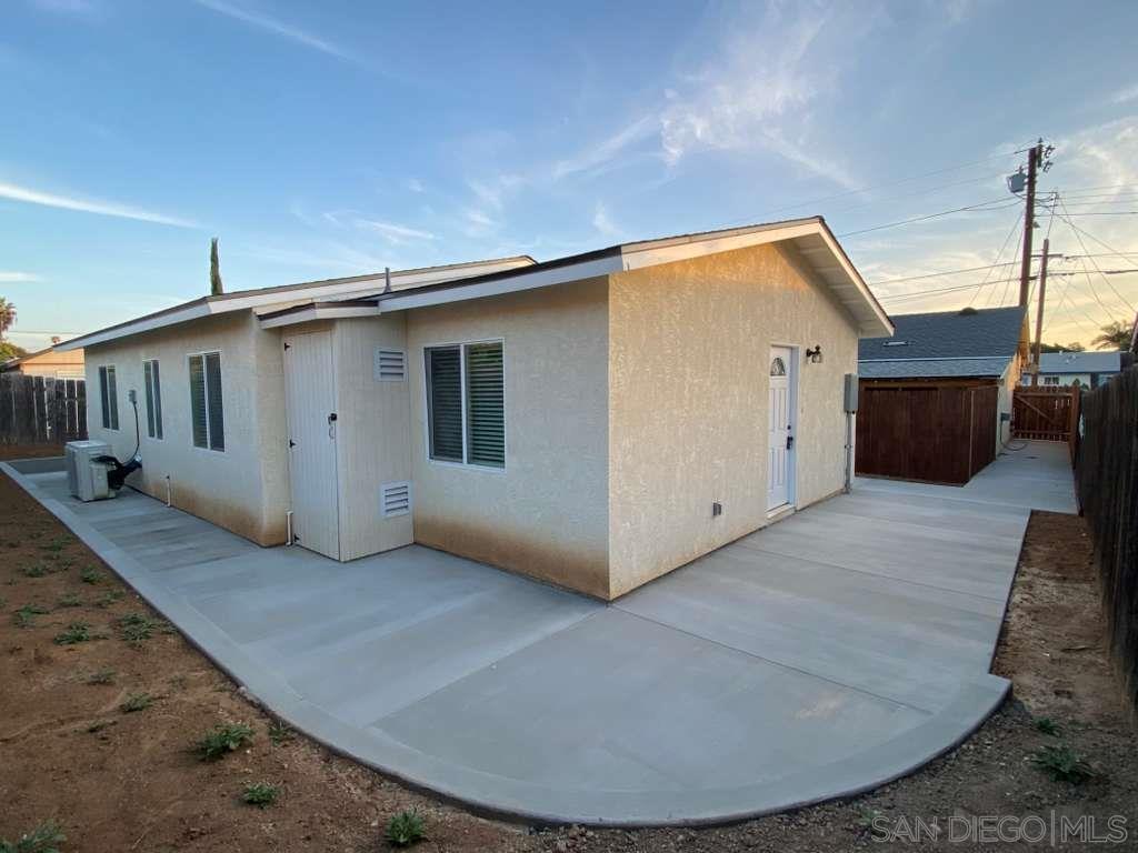 Detail Gallery Image 2 of 24 For 636   Aster St, Escondido,  CA 92027 - 3 Beds | 2 Baths