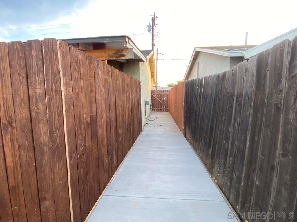 Detail Gallery Image 4 of 24 For 636   Aster St, Escondido,  CA 92027 - 3 Beds | 2 Baths