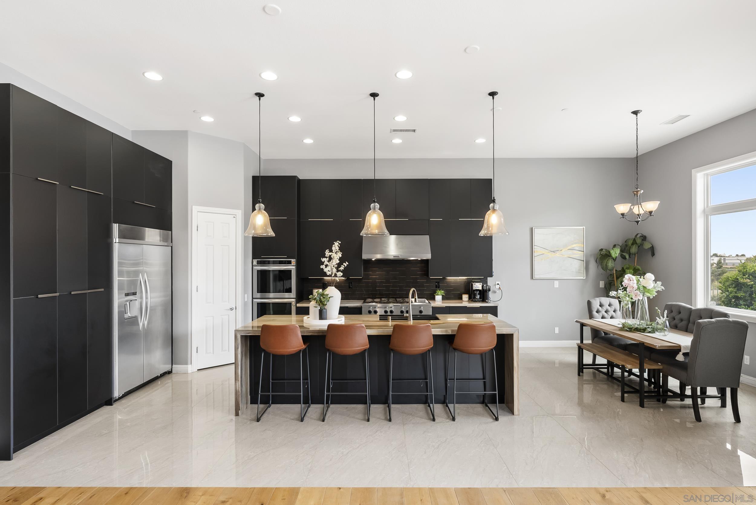 Detail Gallery Image 1 of 62 For 11753  Big Canyon Ln, San Diego,  CA 92131 - 5 Beds | 4/1 Baths