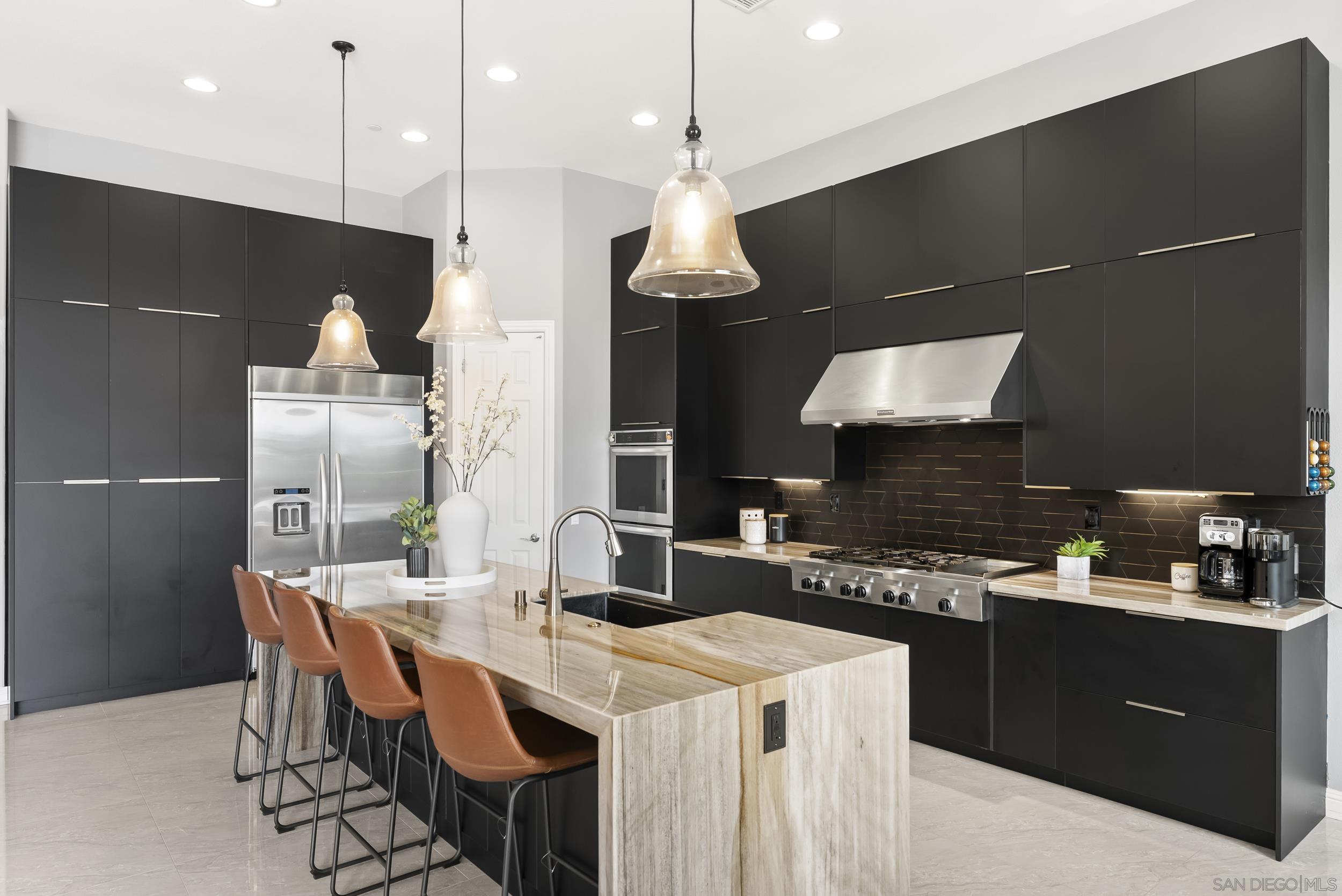 Detail Gallery Image 19 of 62 For 11753  Big Canyon Ln, San Diego,  CA 92131 - 5 Beds | 4/1 Baths