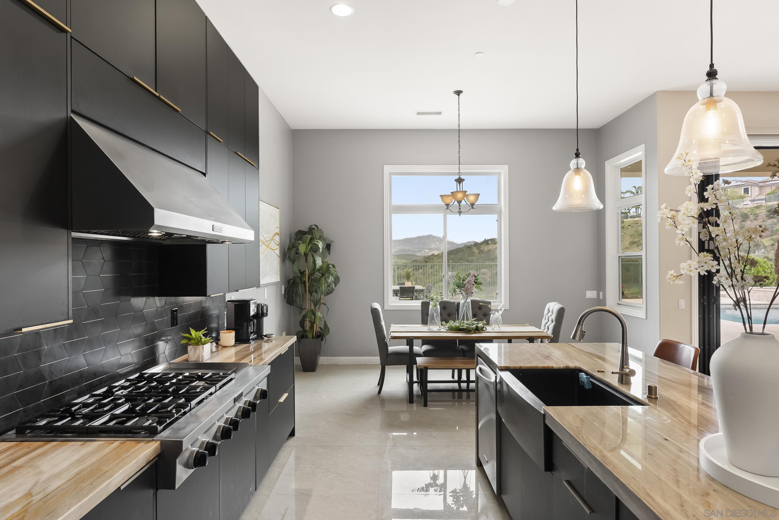 Detail Gallery Image 20 of 62 For 11753  Big Canyon Ln, San Diego,  CA 92131 - 5 Beds | 4/1 Baths