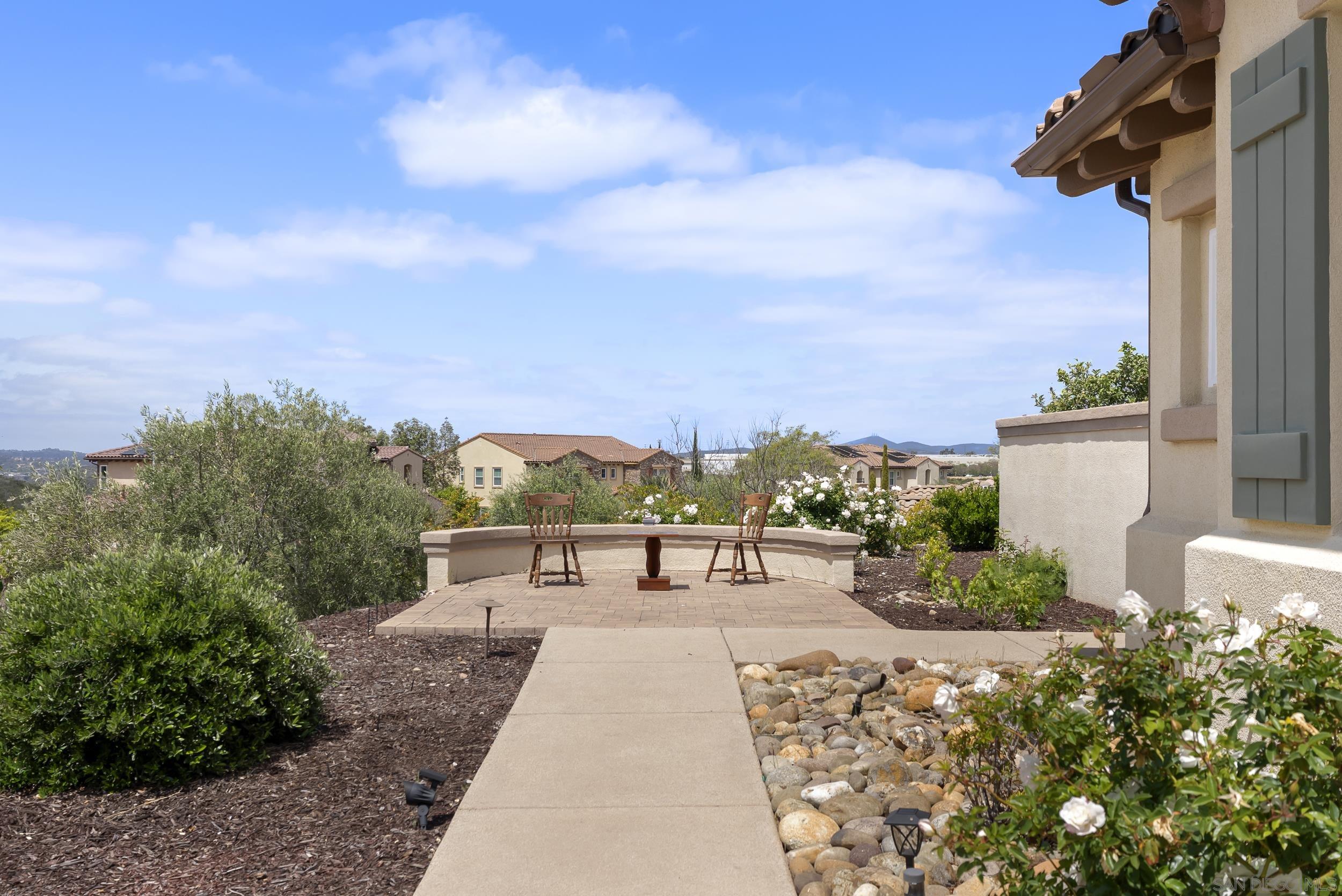 Detail Gallery Image 3 of 62 For 11753  Big Canyon Ln, San Diego,  CA 92131 - 5 Beds | 4/1 Baths