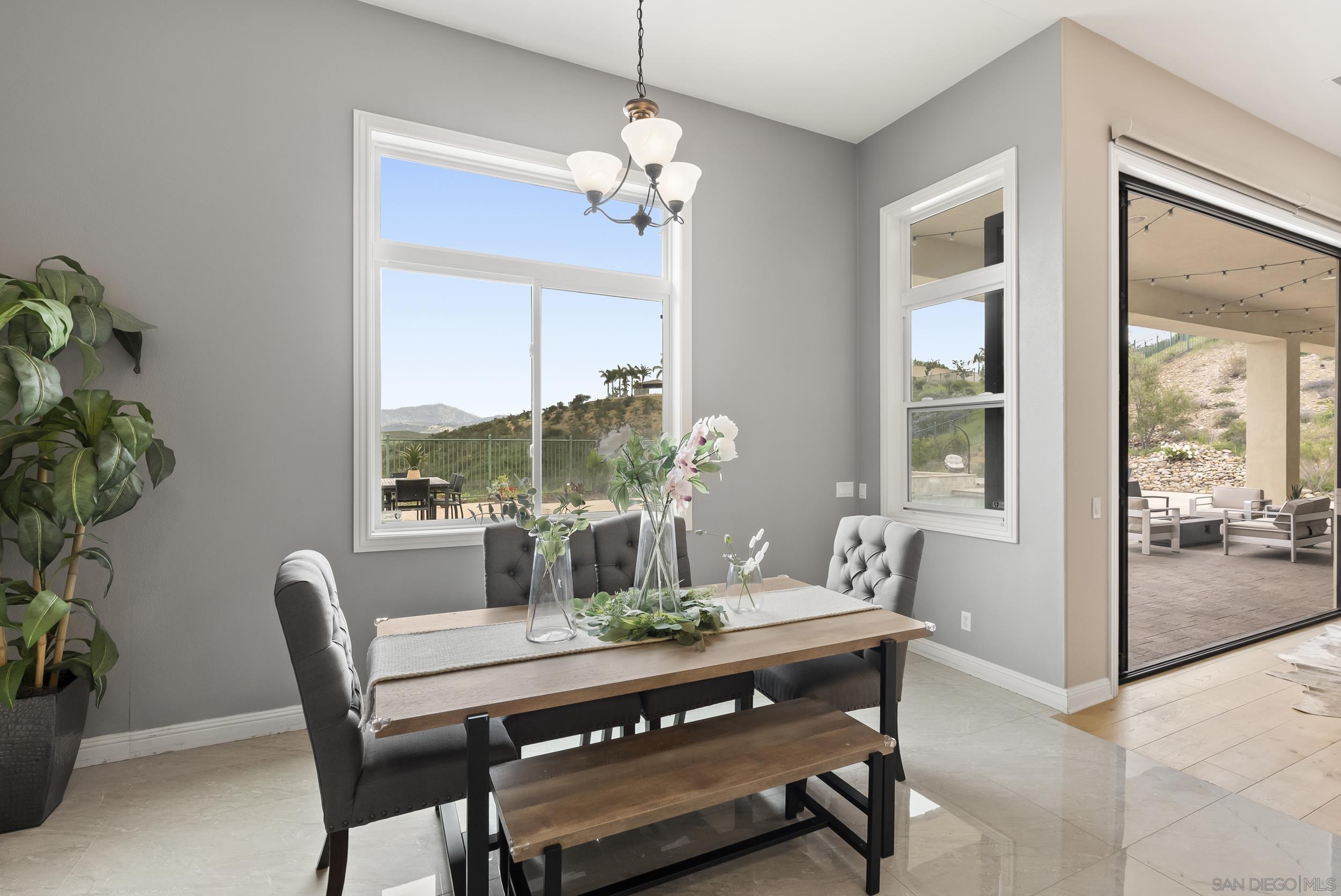 Detail Gallery Image 21 of 62 For 11753  Big Canyon Ln, San Diego,  CA 92131 - 5 Beds | 4/1 Baths