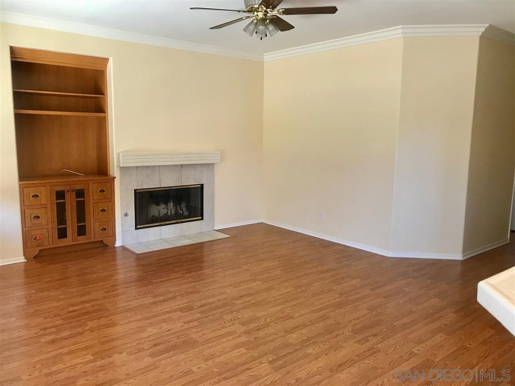 Detail Gallery Image 7 of 12 For 12673  via Las Lenas, San Diego,  CA 92129 - 4 Beds | 3 Baths