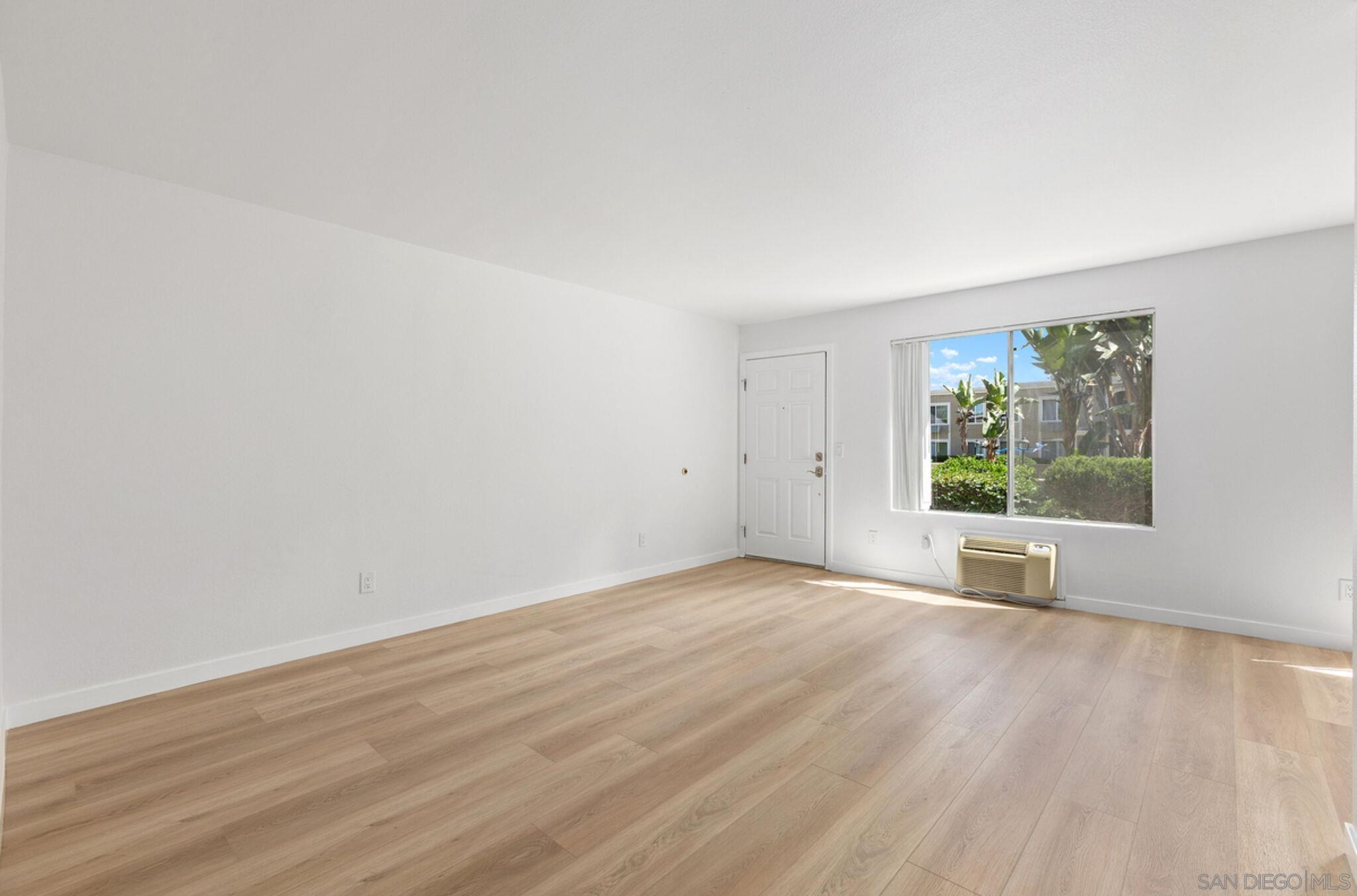 Detail Gallery Image 11 of 26 For 1240 N Broadway  #54,  Escondido,  CA 92026 - 2 Beds | 1/1 Baths