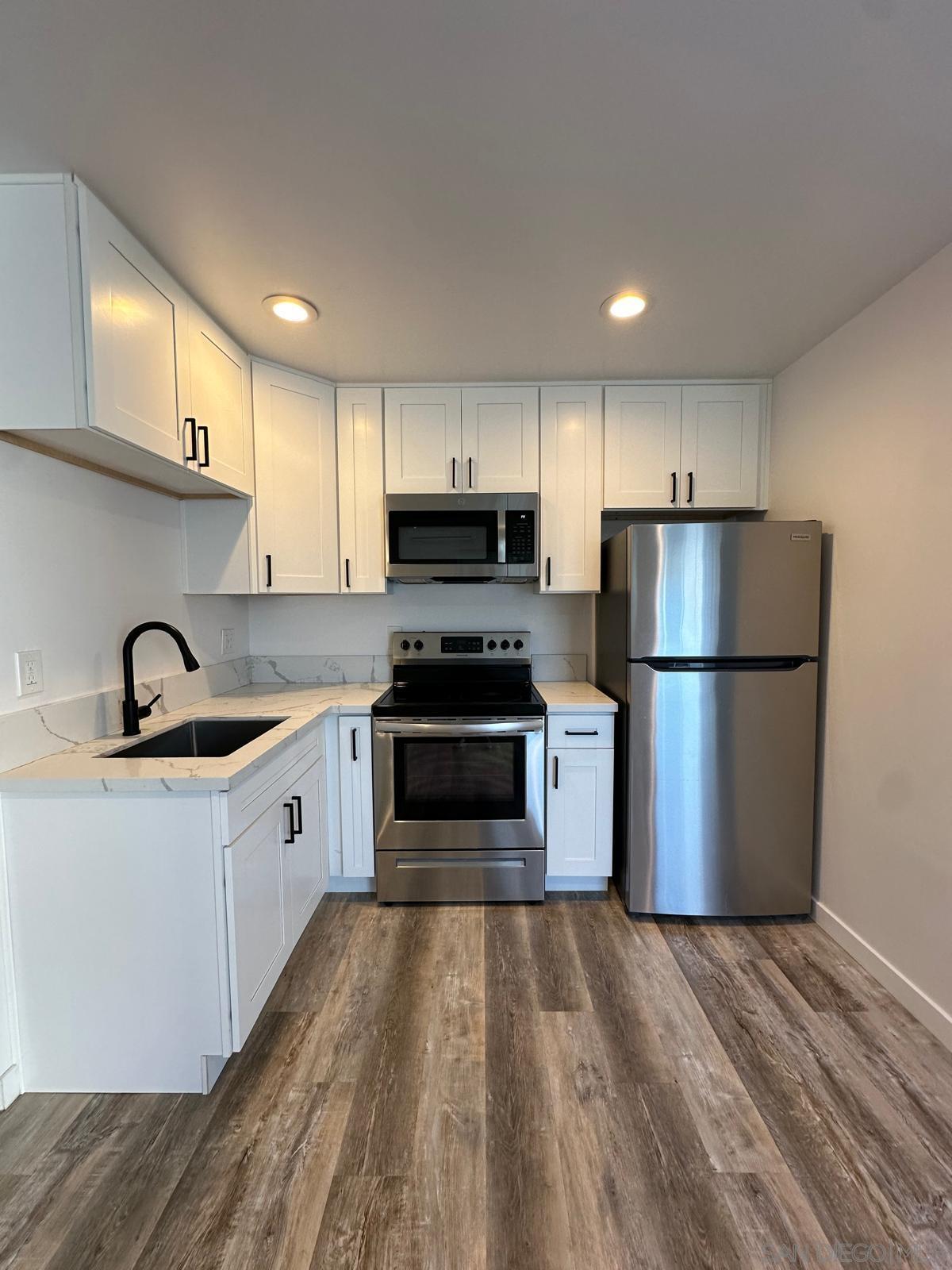 Detail Gallery Image 10 of 10 For 4462  32nd, San Diego,  CA 92116 - 2 Beds | 2 Baths