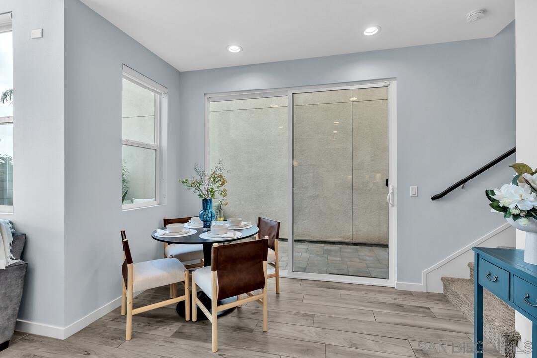 Detail Gallery Image 13 of 46 For 2344  Element Way, Chula Vista,  CA 91915 - 4 Beds | 3/1 Baths