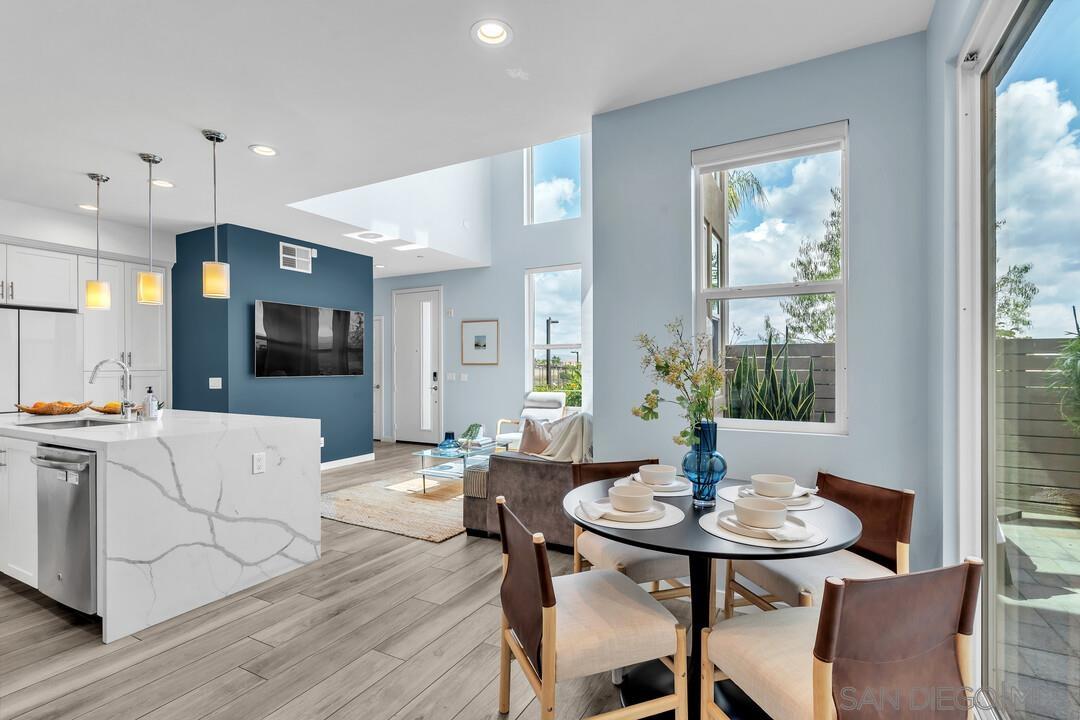 Detail Gallery Image 14 of 46 For 2344  Element Way, Chula Vista,  CA 91915 - 4 Beds | 3/1 Baths