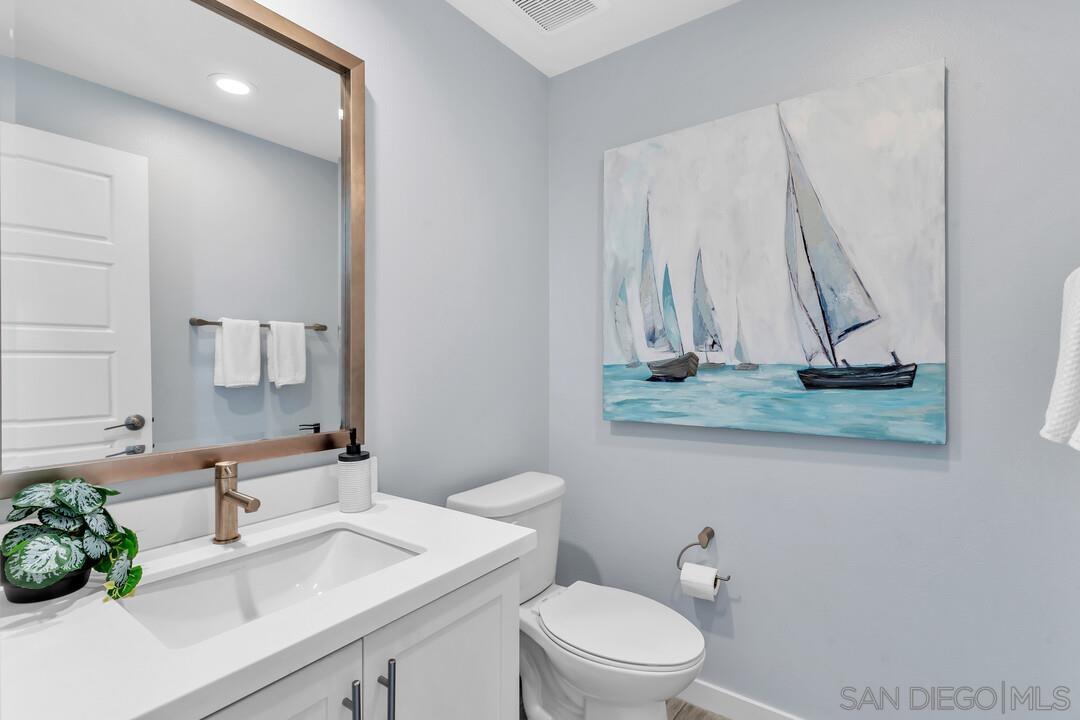 Detail Gallery Image 15 of 46 For 2344  Element Way, Chula Vista,  CA 91915 - 4 Beds | 3/1 Baths