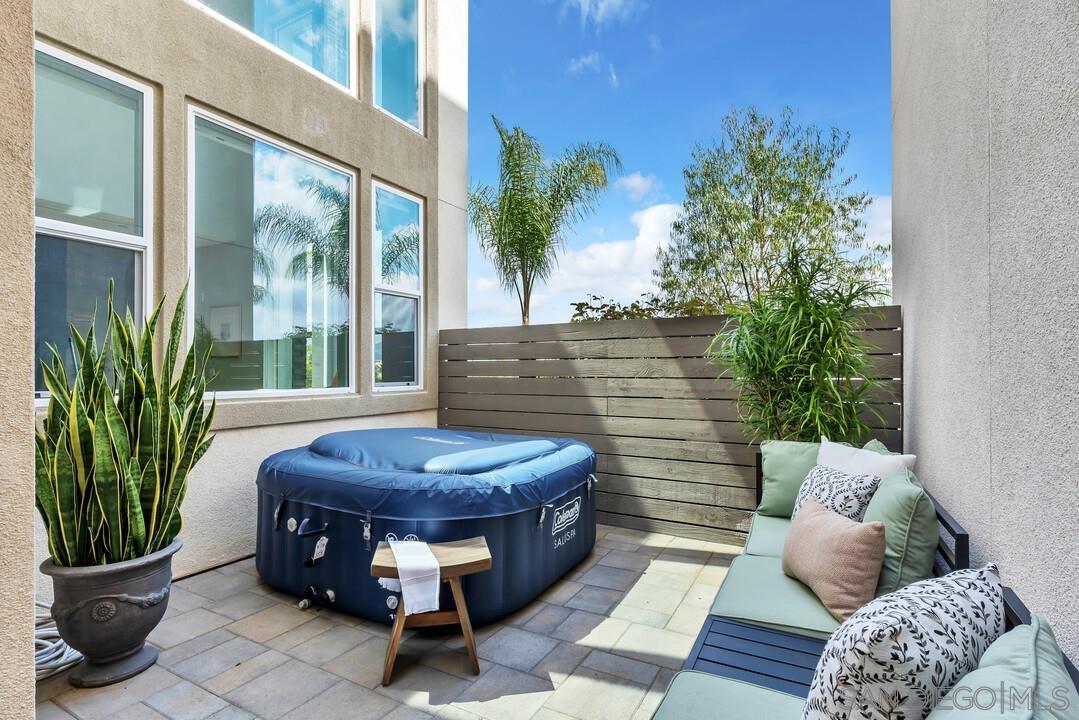 Detail Gallery Image 16 of 46 For 2344  Element Way, Chula Vista,  CA 91915 - 4 Beds | 3/1 Baths