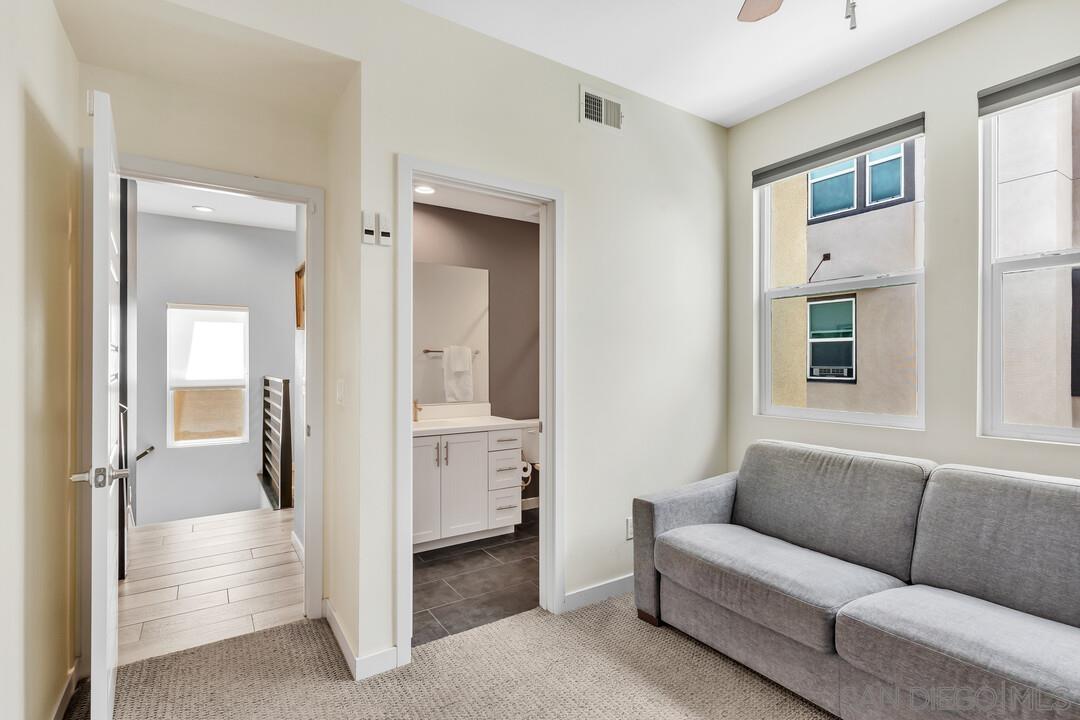 Detail Gallery Image 21 of 46 For 2344  Element Way, Chula Vista,  CA 91915 - 4 Beds | 3/1 Baths