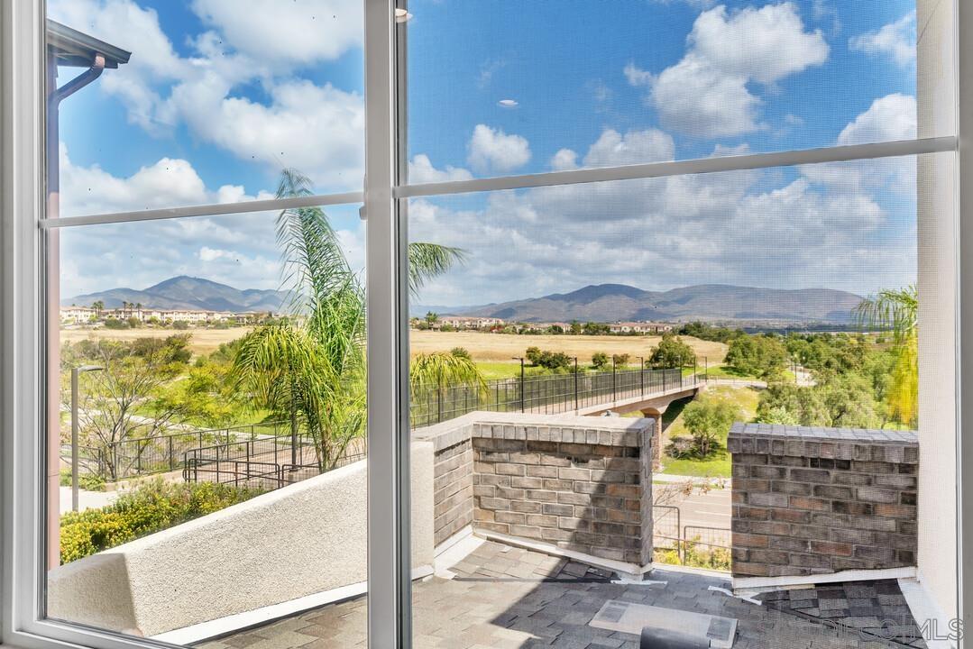 Detail Gallery Image 28 of 46 For 2344  Element Way, Chula Vista,  CA 91915 - 4 Beds | 3/1 Baths