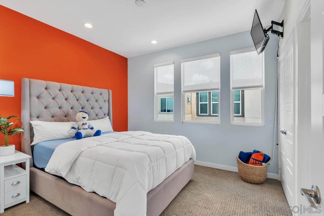 Detail Gallery Image 32 of 46 For 2344  Element Way, Chula Vista,  CA 91915 - 4 Beds | 3/1 Baths