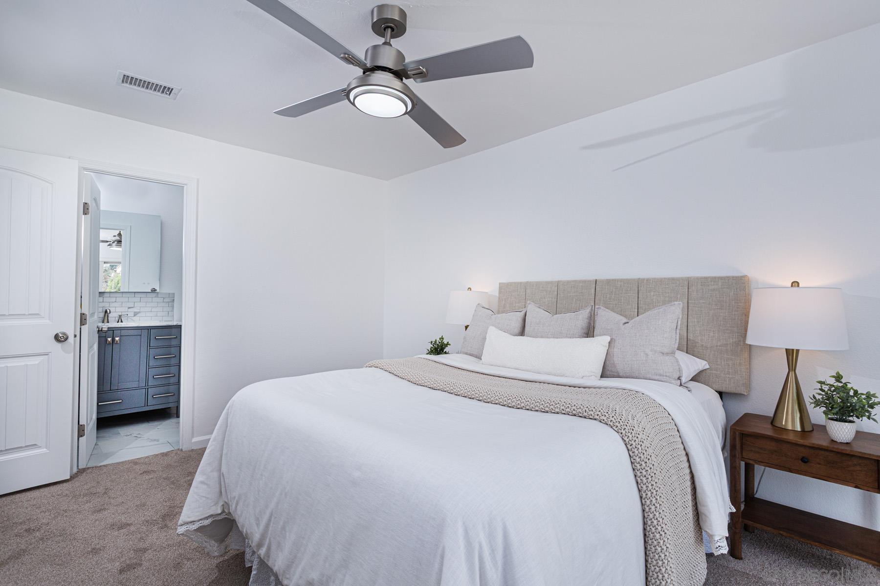 Detail Gallery Image 15 of 37 For 1307  Buena Vista, Spring Valley,  CA 91977 - 4 Beds | 2 Baths