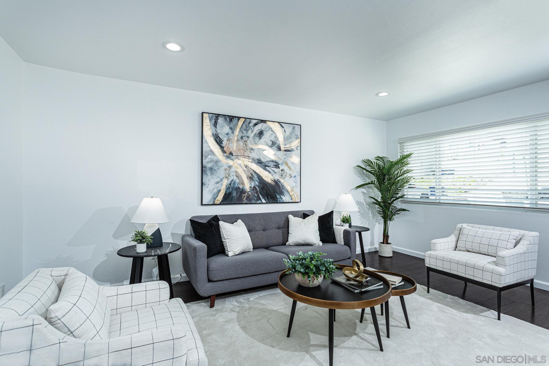 Detail Gallery Image 6 of 37 For 1307  Buena Vista, Spring Valley,  CA 91977 - 4 Beds | 2 Baths