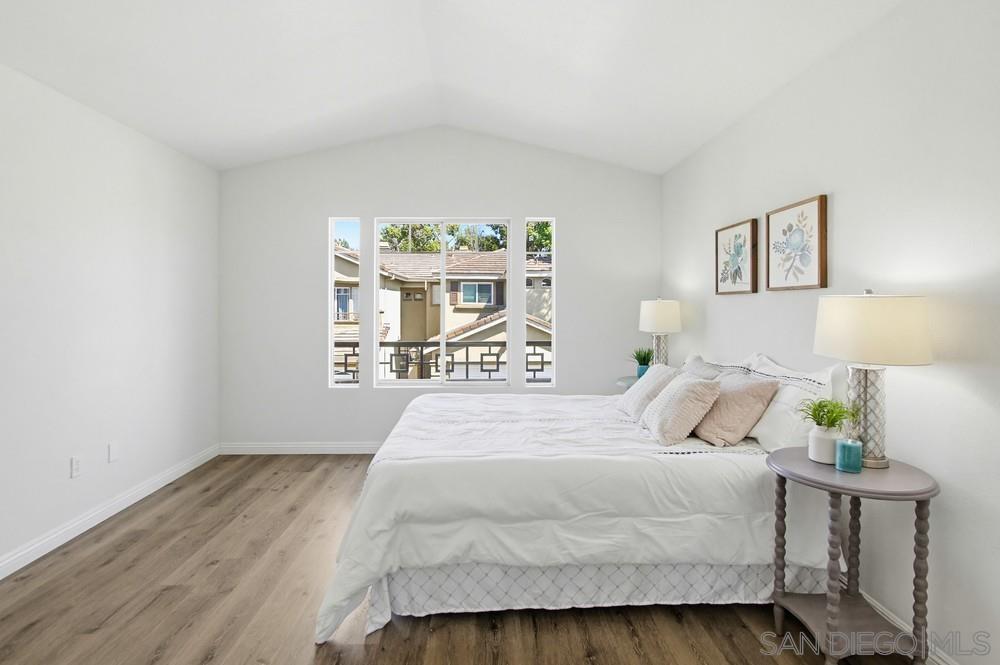 Detail Gallery Image 25 of 46 For 12466  Ruette Alliante, San Diego,  CA 92130 - 2 Beds | 2/1 Baths