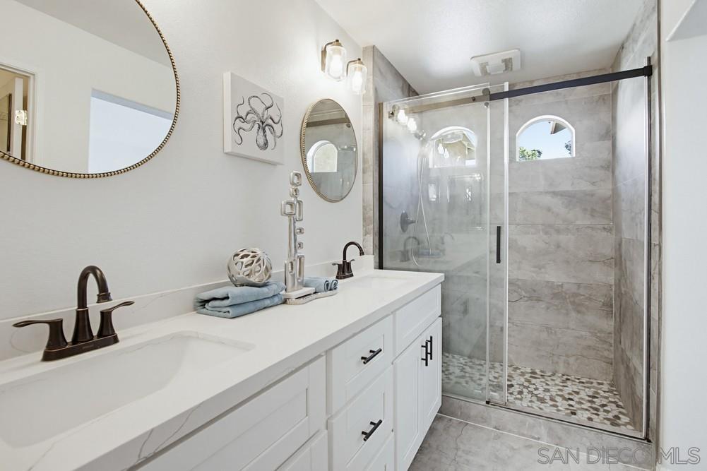 Detail Gallery Image 30 of 46 For 12466  Ruette Alliante, San Diego,  CA 92130 - 2 Beds | 2/1 Baths