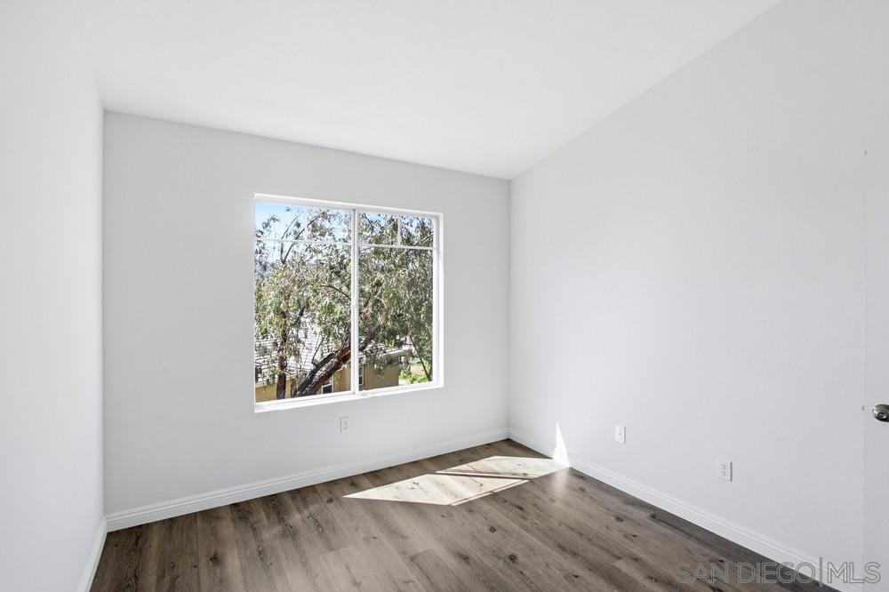 Detail Gallery Image 36 of 46 For 12466  Ruette Alliante, San Diego,  CA 92130 - 2 Beds | 2/1 Baths