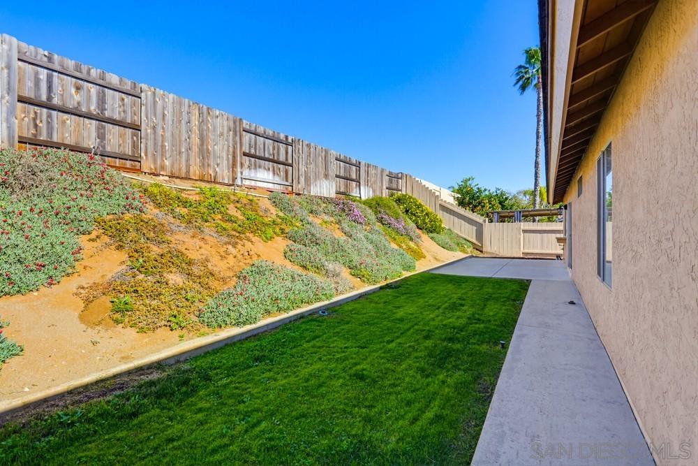 Detail Gallery Image 32 of 38 For 12878  Elmfield Lane, Poway,  CA 92064 - 4 Beds | 2 Baths