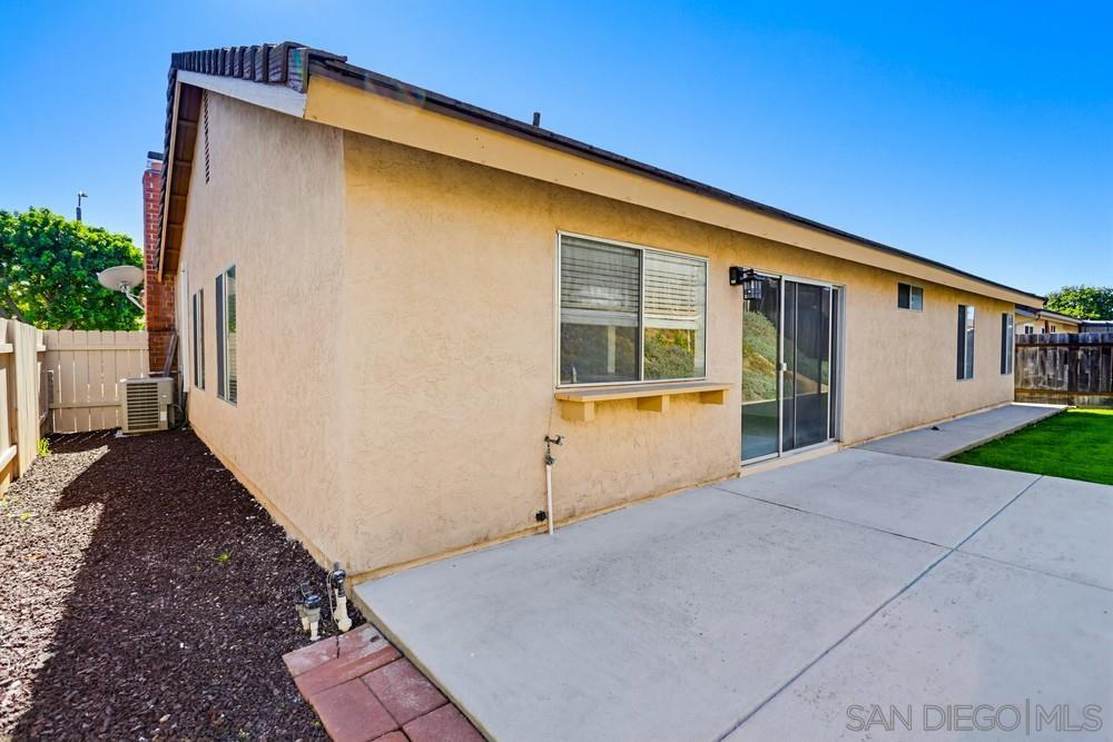 Detail Gallery Image 33 of 38 For 12878  Elmfield Lane, Poway,  CA 92064 - 4 Beds | 2 Baths