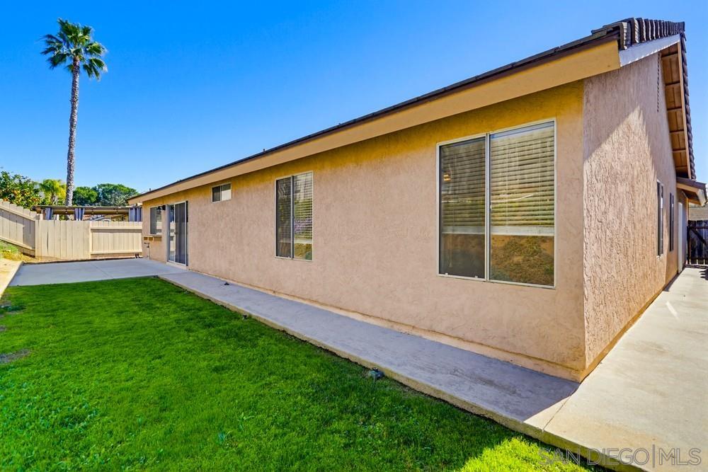 Detail Gallery Image 34 of 38 For 12878  Elmfield Lane, Poway,  CA 92064 - 4 Beds | 2 Baths