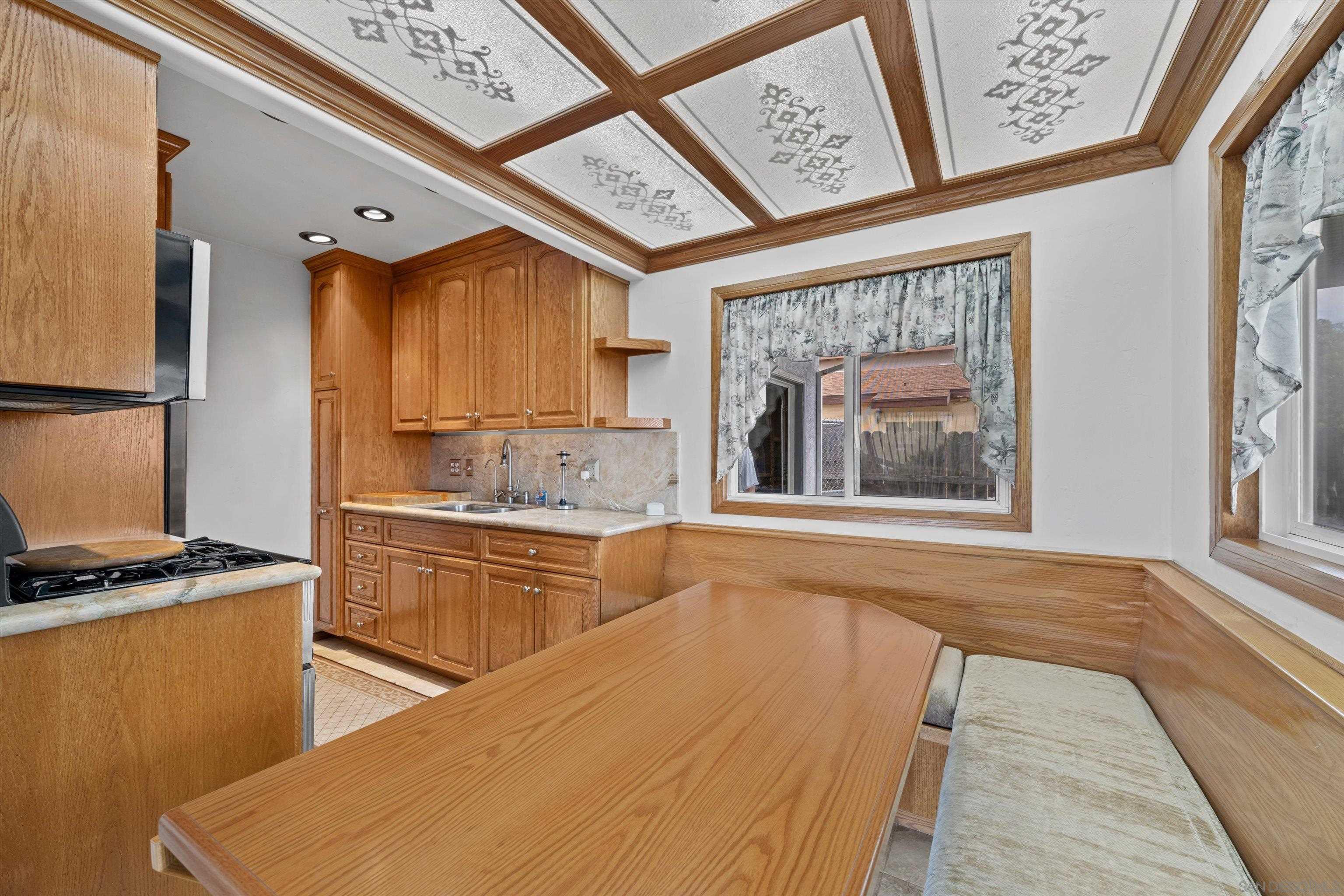 Detail Gallery Image 11 of 38 For 2530  44th, San Diego,  CA 92105 - 3 Beds | 2 Baths