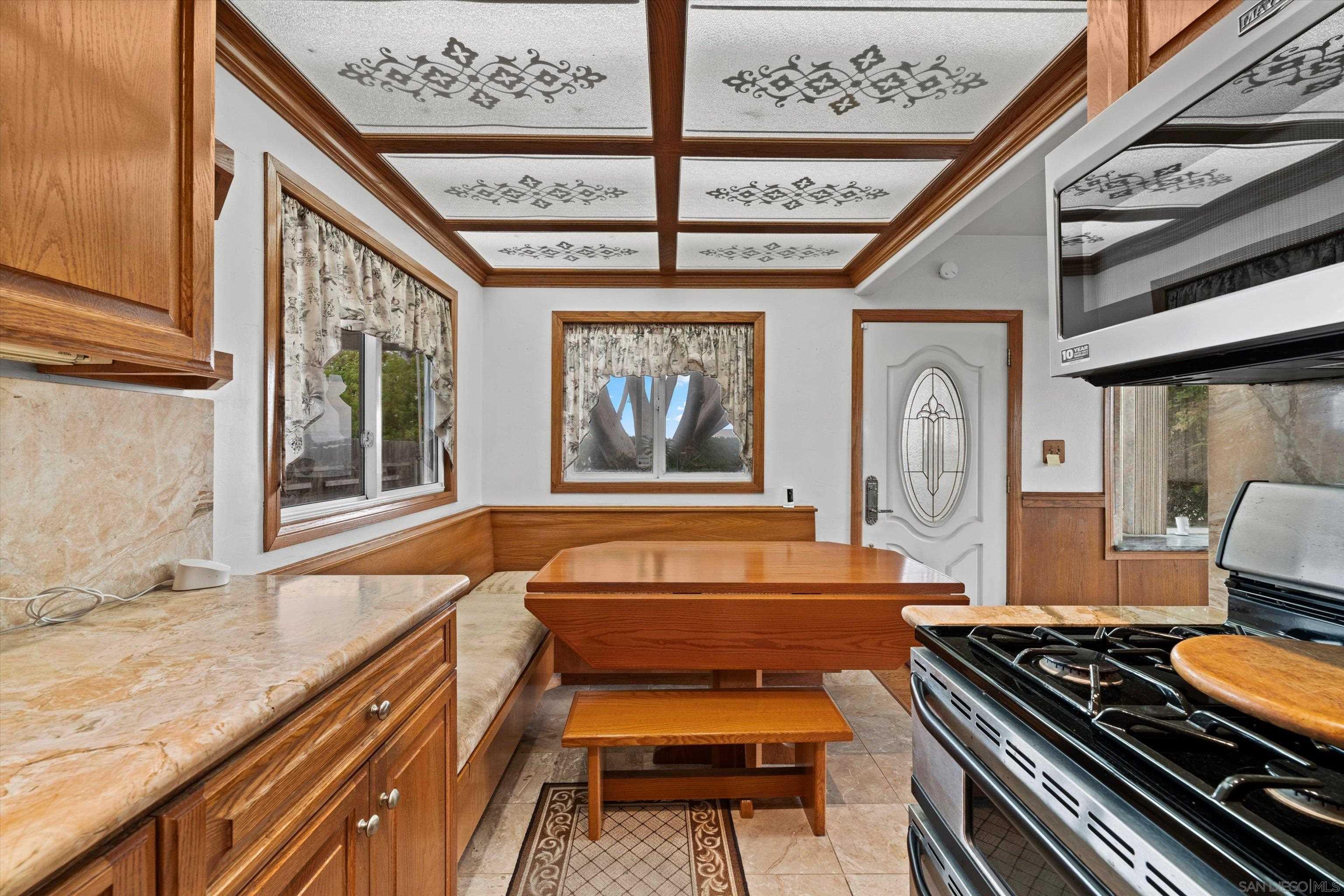 Detail Gallery Image 12 of 38 For 2530  44th, San Diego,  CA 92105 - 3 Beds | 2 Baths