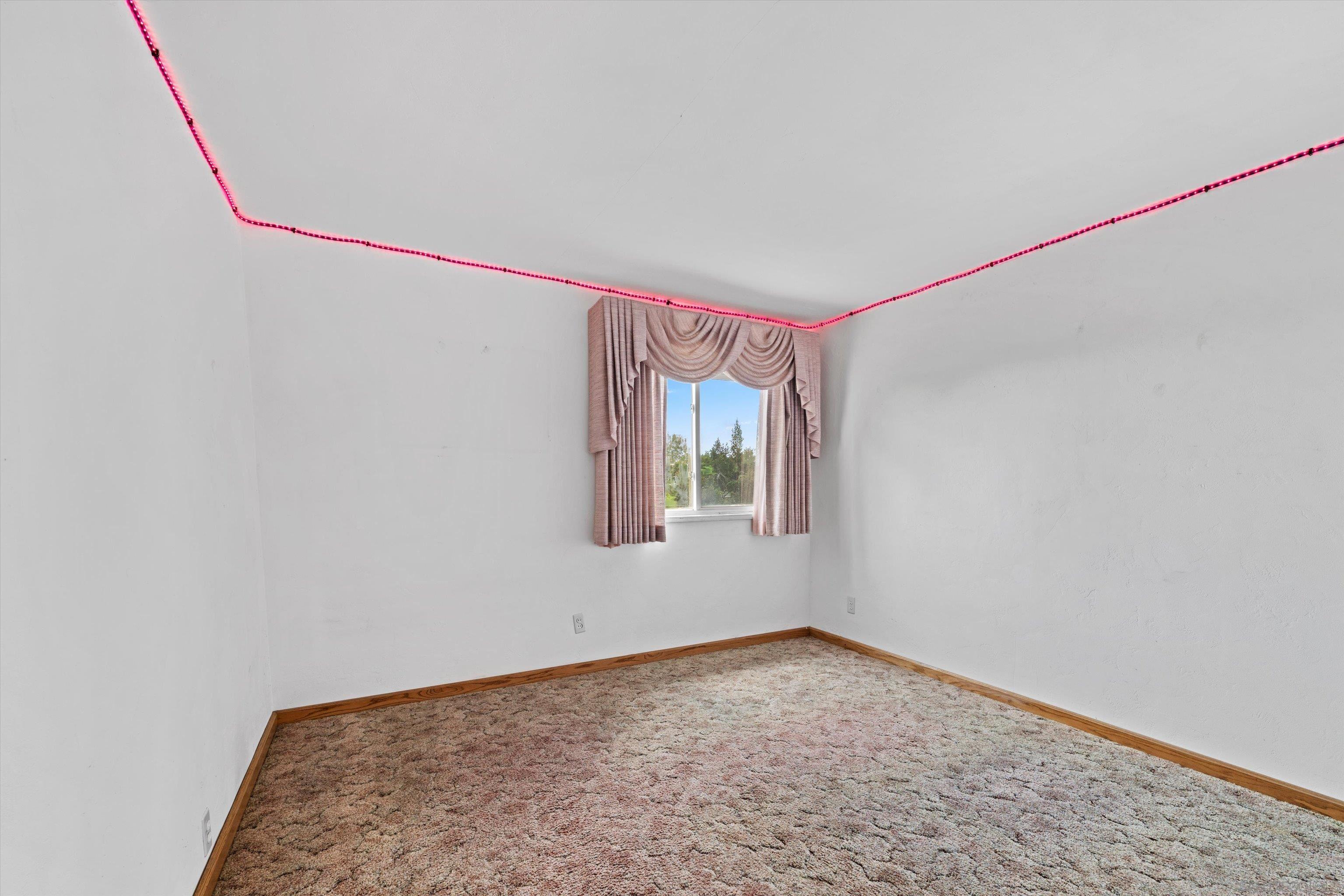 Detail Gallery Image 17 of 38 For 2530  44th, San Diego,  CA 92105 - 3 Beds | 2 Baths