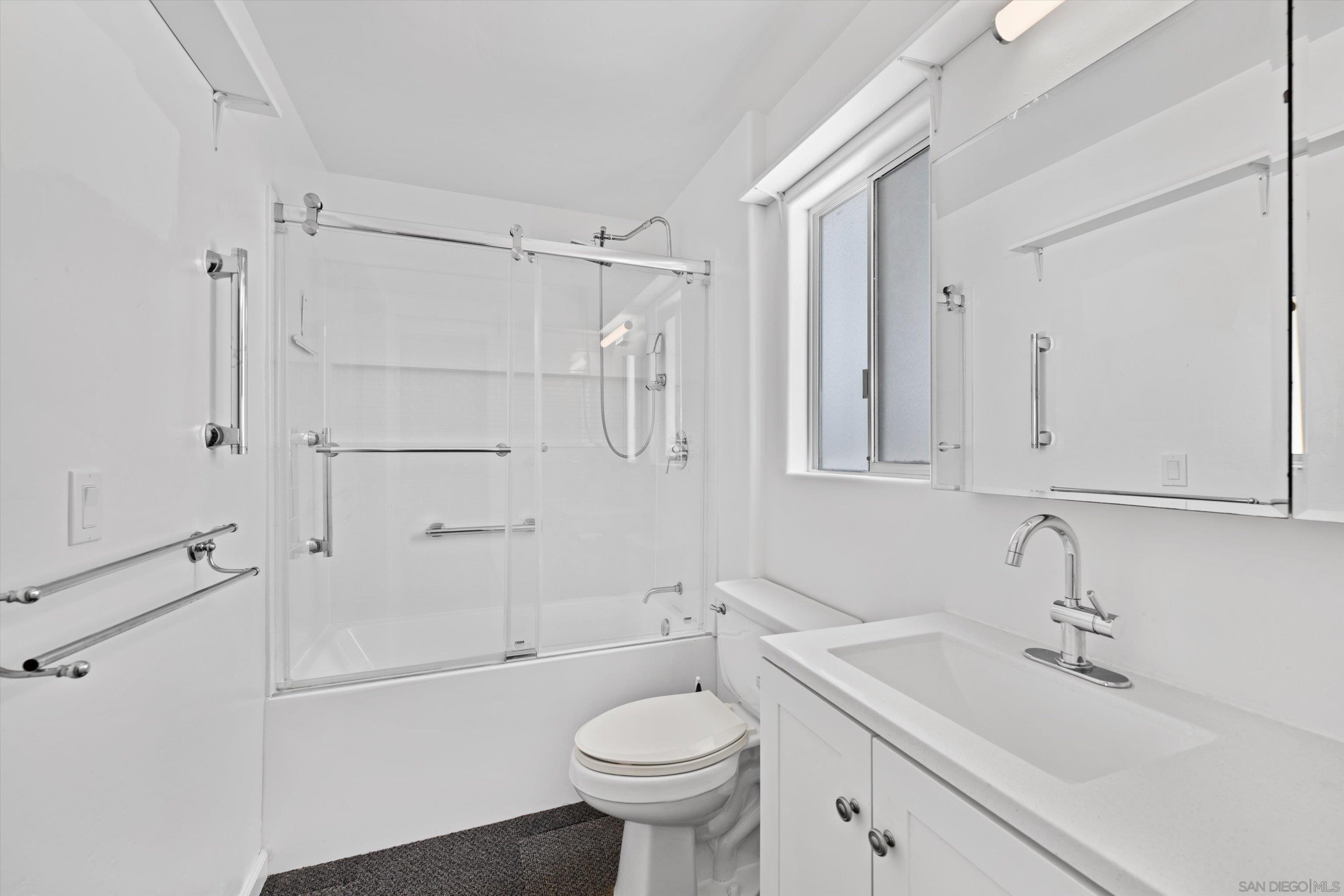 Detail Gallery Image 22 of 38 For 2530  44th, San Diego,  CA 92105 - 3 Beds | 2 Baths