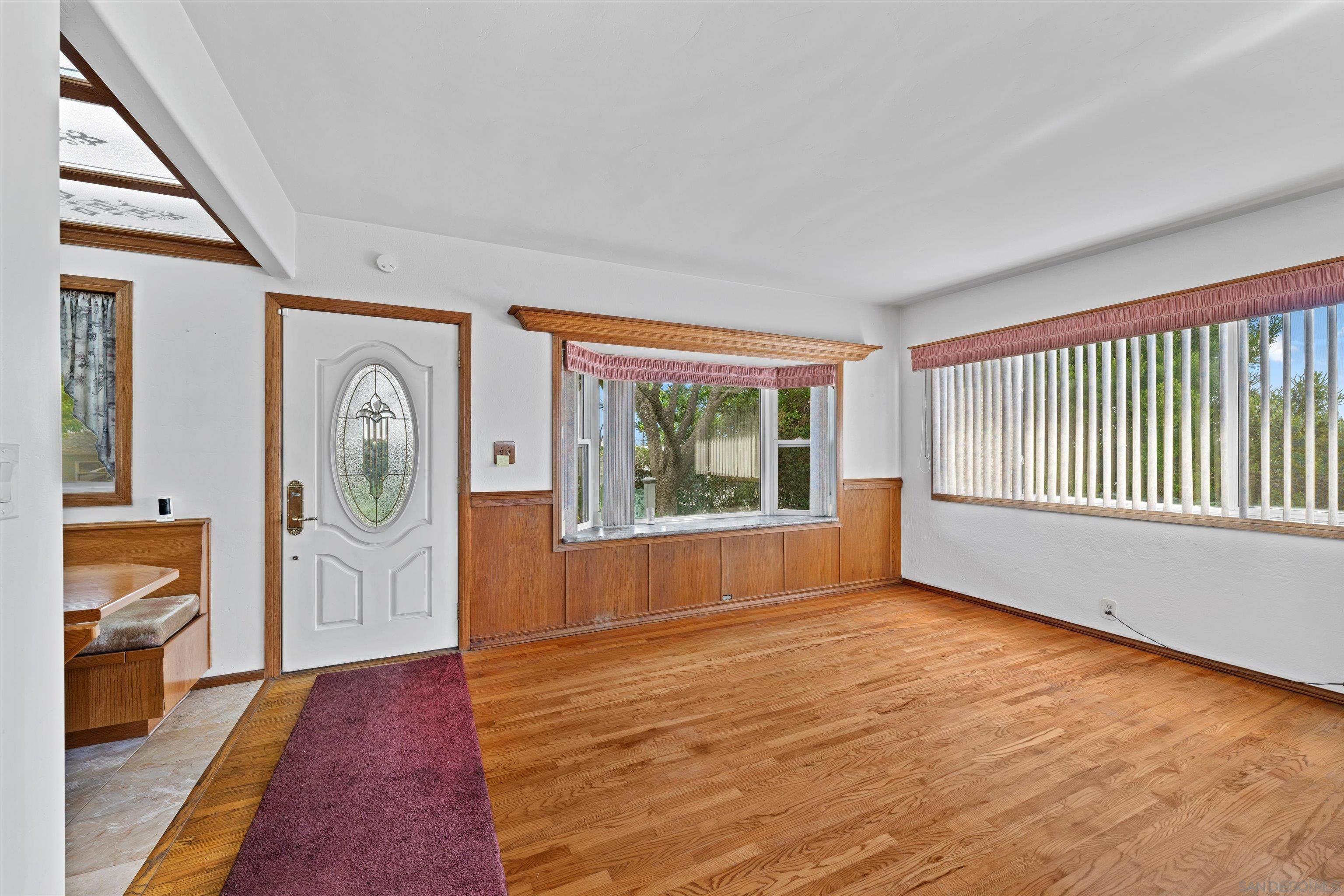 Detail Gallery Image 9 of 38 For 2530  44th, San Diego,  CA 92105 - 3 Beds | 2 Baths