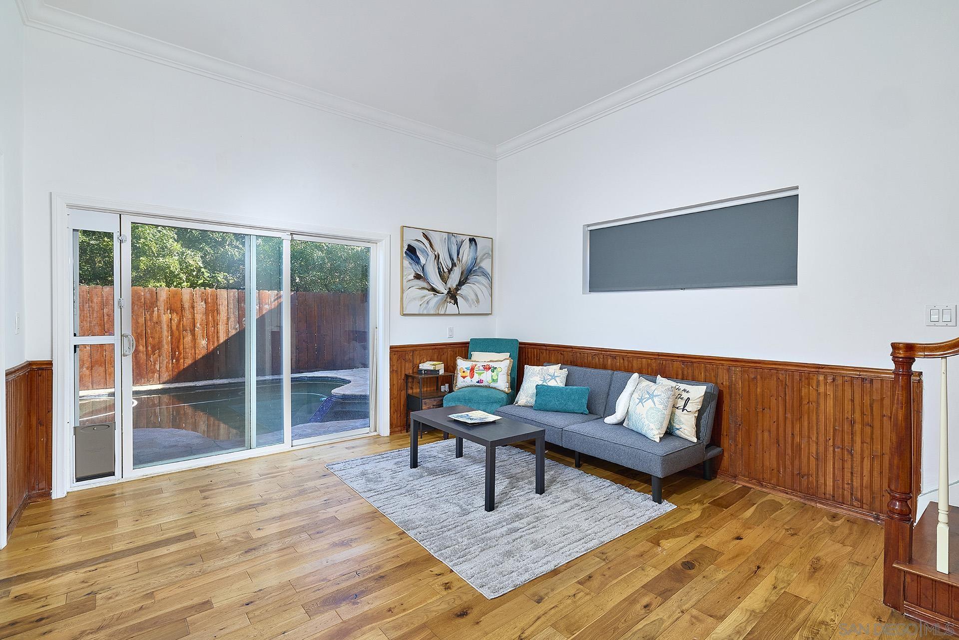 Detail Gallery Image 12 of 21 For 3550  Wawona, San Diego,  CA 92106 - 3 Beds | 2/1 Baths