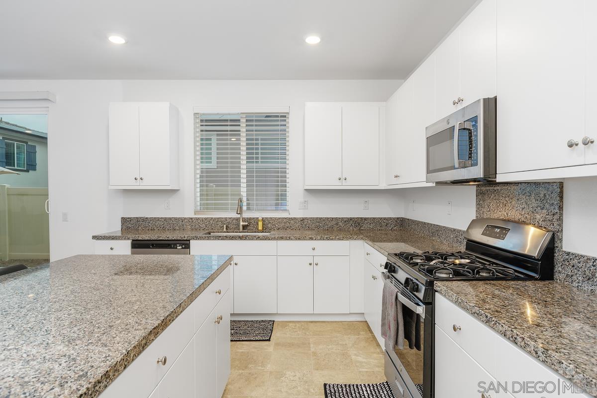 Detail Gallery Image 5 of 45 For 36588  Diego Springs, Murrieta,  CA 92563 - 5 Beds | 3 Baths